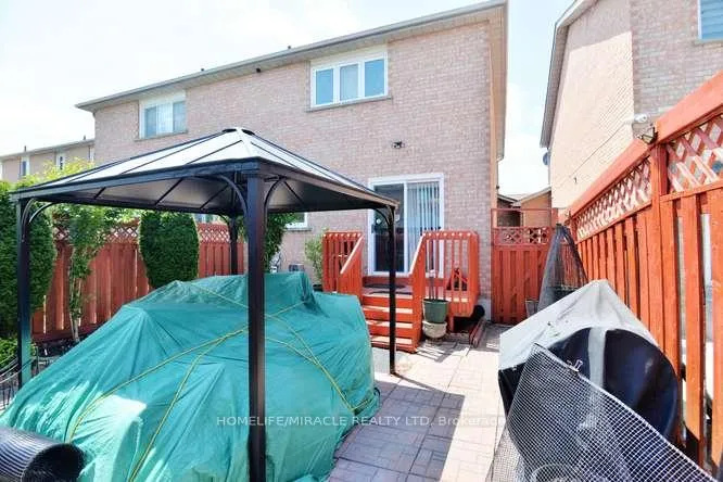 Photo 48 of 7 Cutters Crescent, Brampton, Fletcher's West — HOMEH