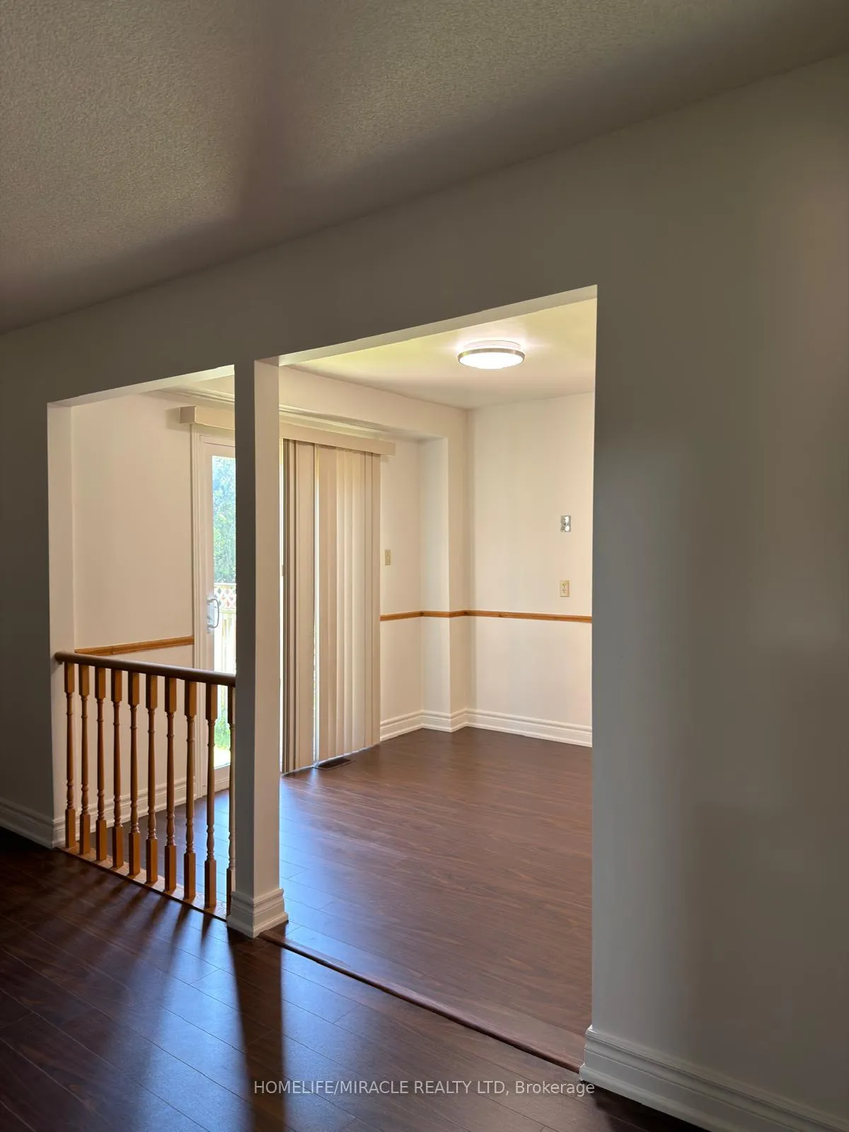 Photo 9 of 51 Wright Crescent, Ajax, Central — HOMEH
