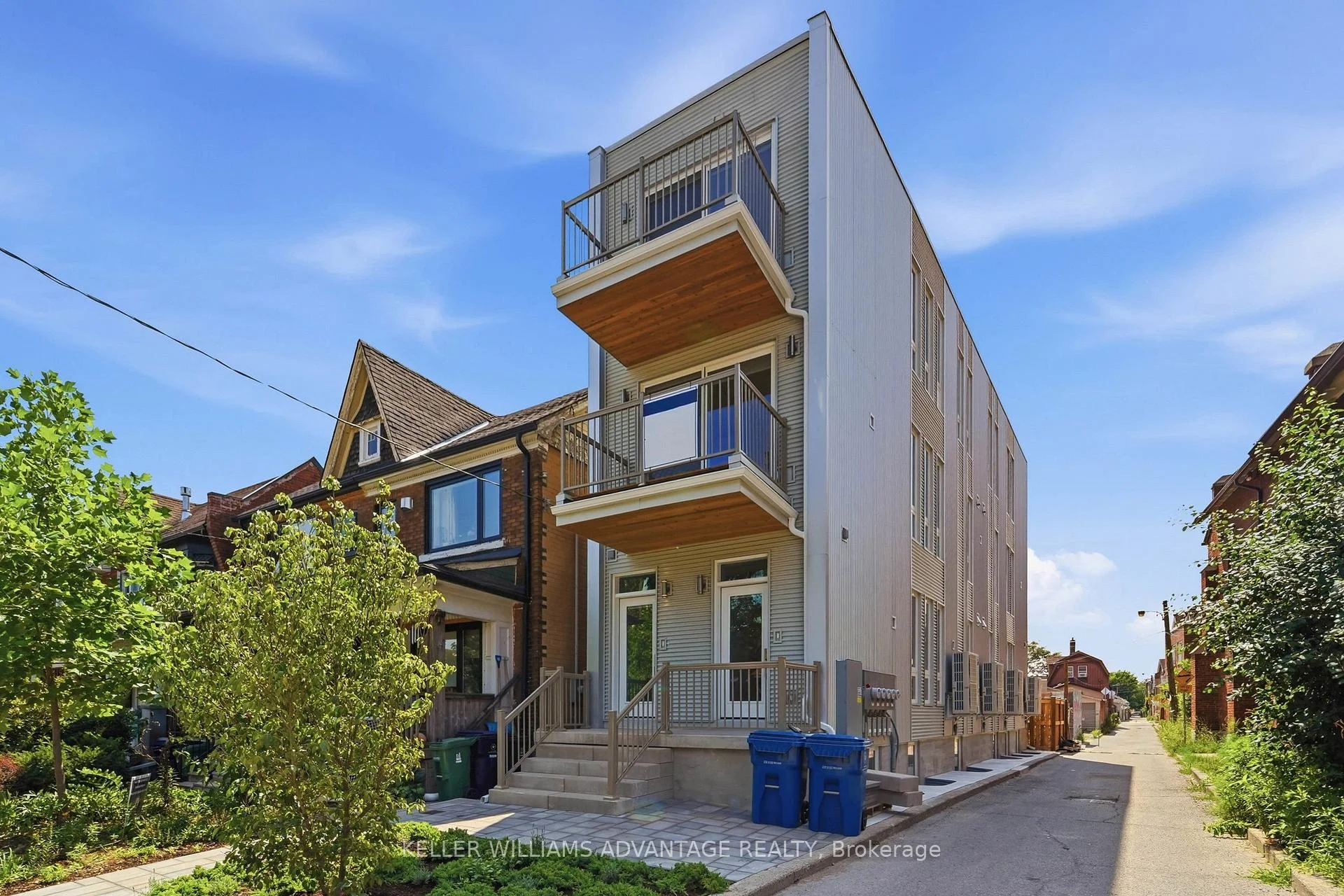 Photo 1 of Unit Unit D, 616 Delaware Avenue, Toronto, Wychwood — HOMEH