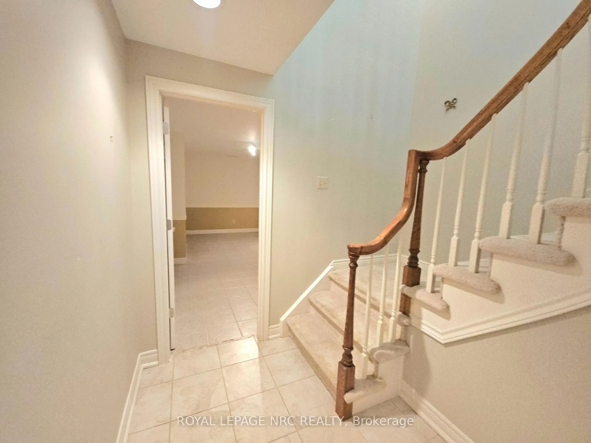 Photo 28 of 192 Woodside Drive, St. Catharines, Glendale/Glenridge — HOMEH