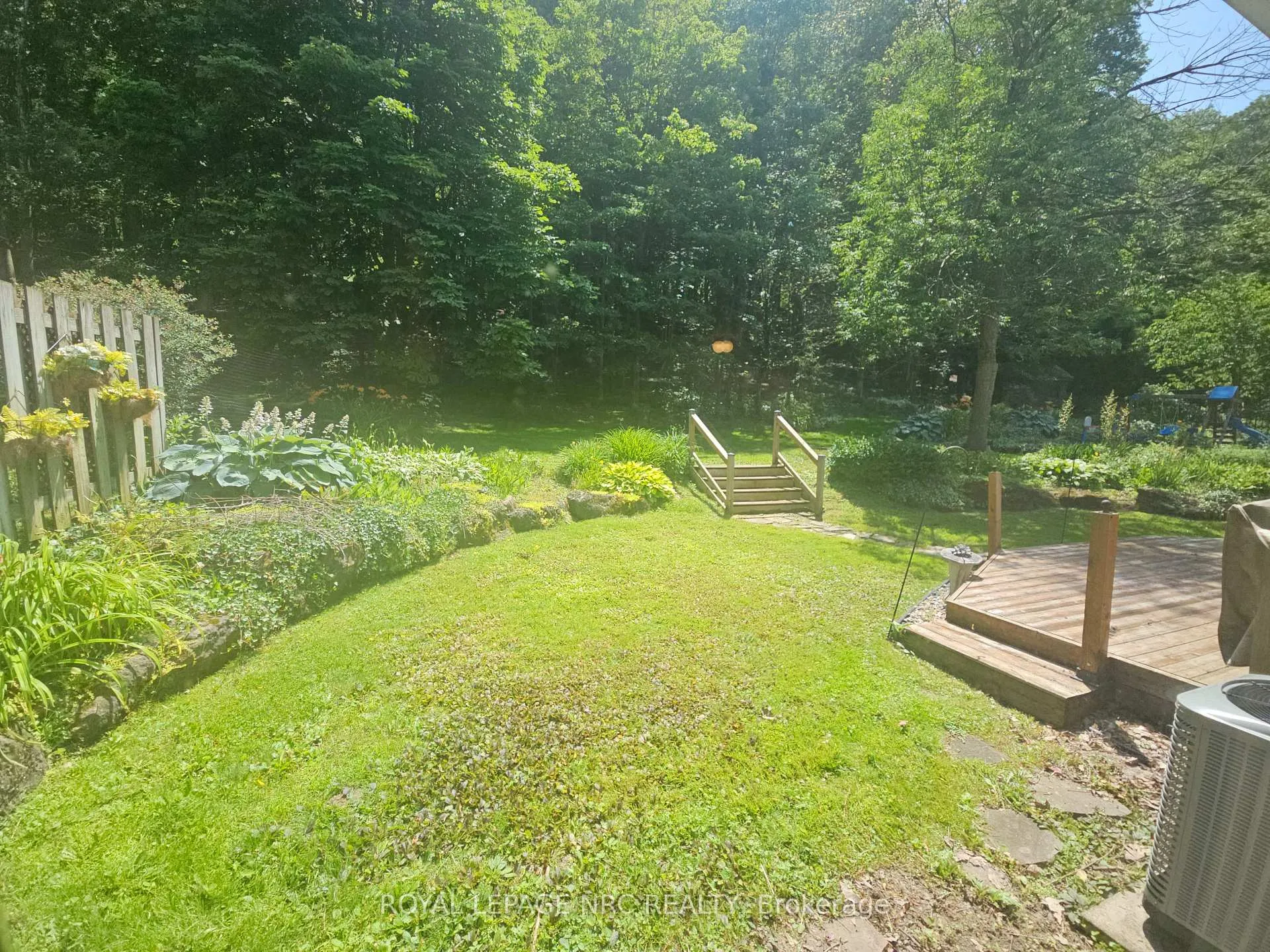 Photo 41 of 192 Woodside Drive, St. Catharines, Glendale/Glenridge — HOMEH