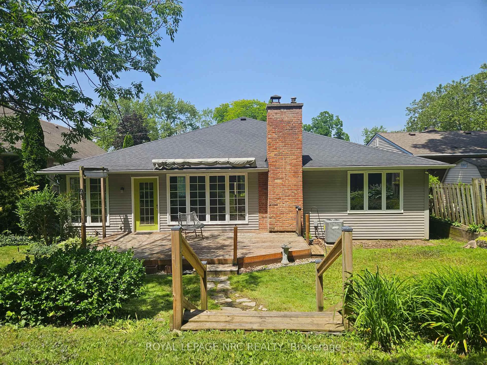 Photo 42 of 192 Woodside Drive, St. Catharines, Glendale/Glenridge — HOMEH