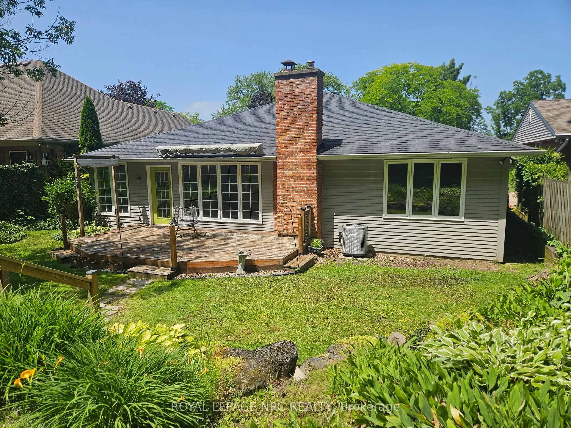 Photo 43 of 192 Woodside Drive, St. Catharines, Glendale/Glenridge — HOMEH