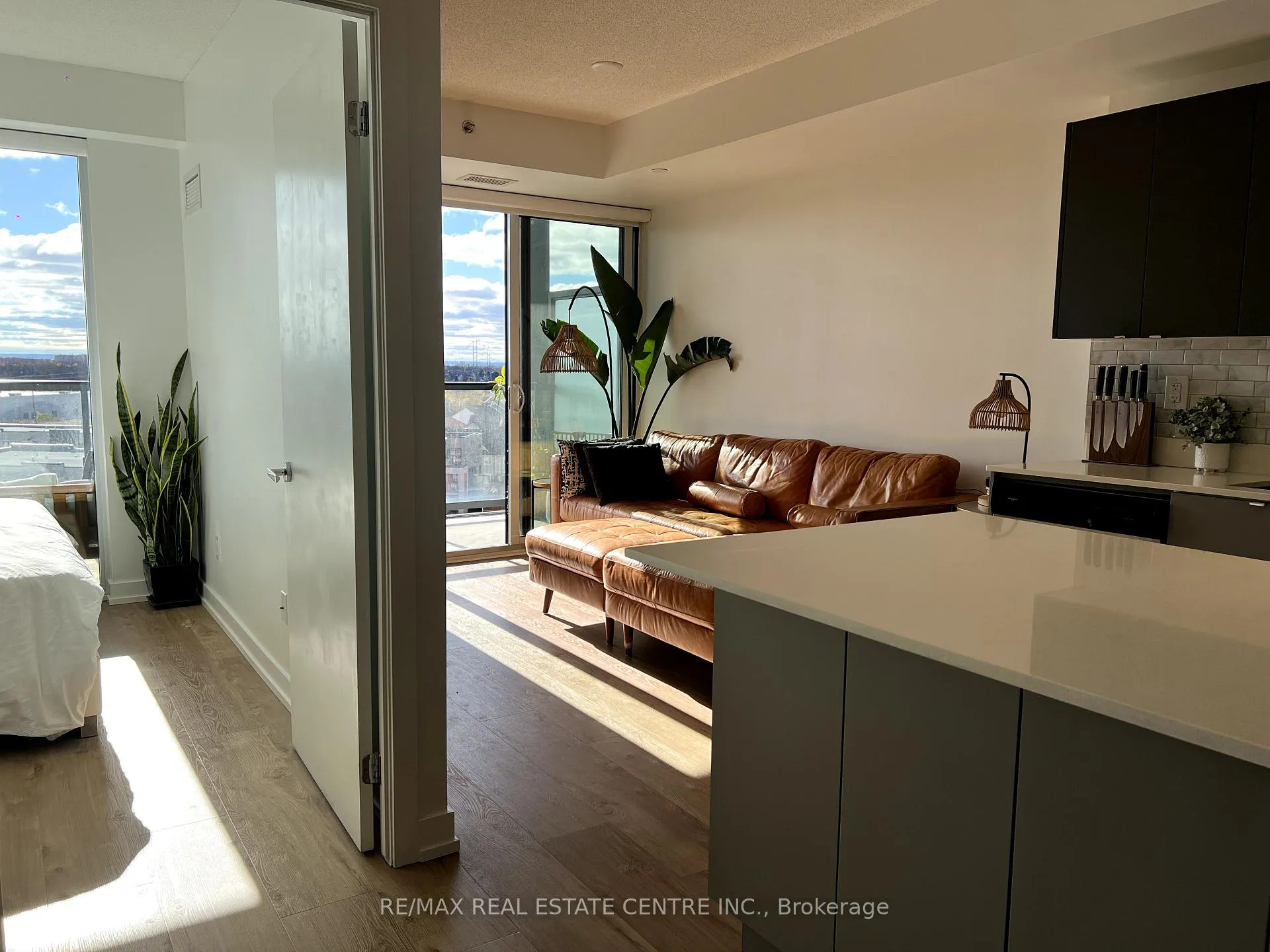 Photo 7 of Unit A703, 3210 Dakota Commons Circle, Burlington, Alton — HOMEH