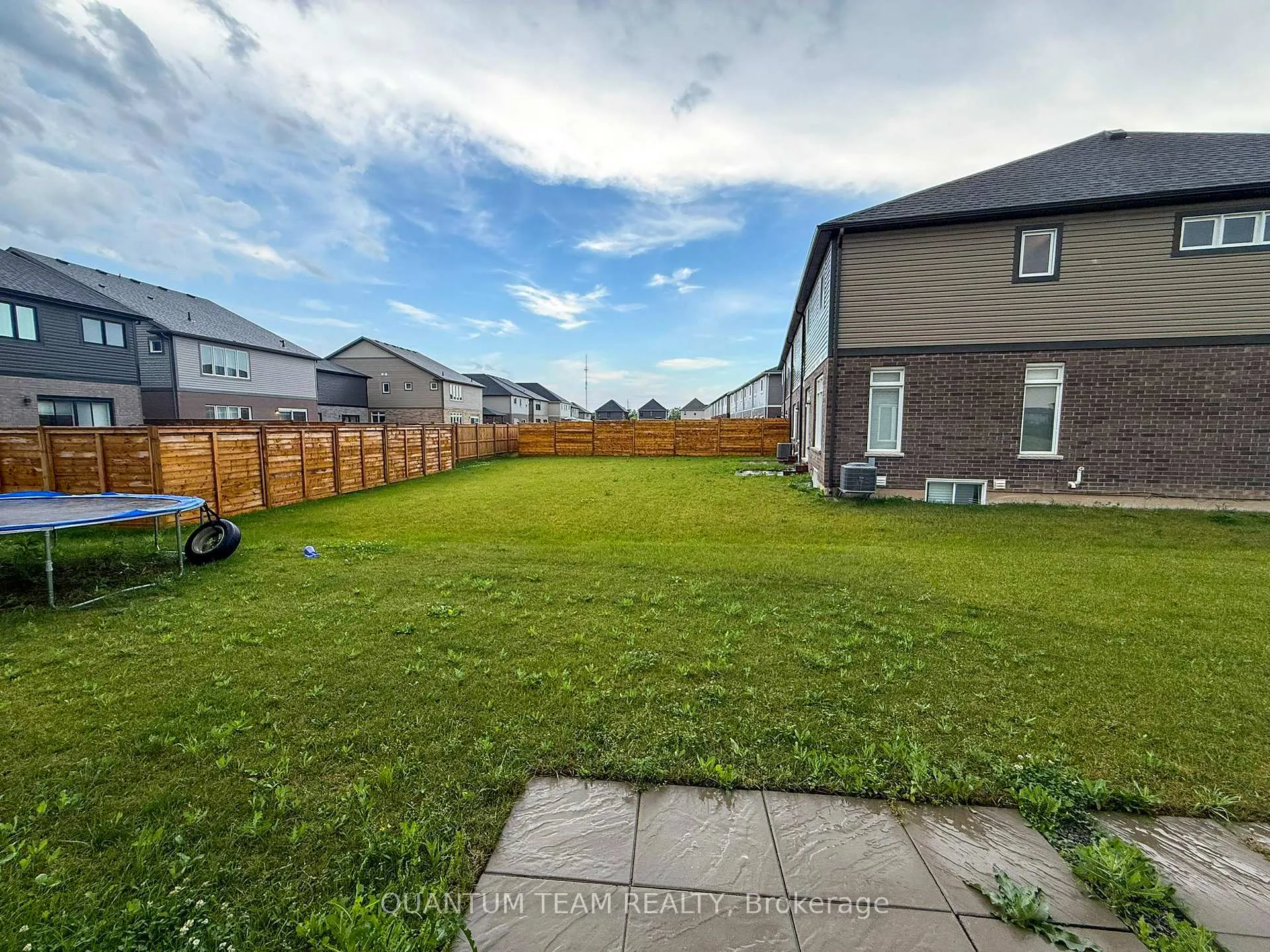Photo 13 of 86 Alicia Crescent, Thorold, Hurricane/Merrittville — HOMEH