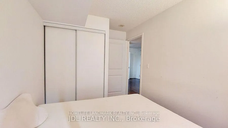 Photo 4 of Unit 307, 11 St Joseph Street, Toronto, Bay Street Corridor — HOMEH