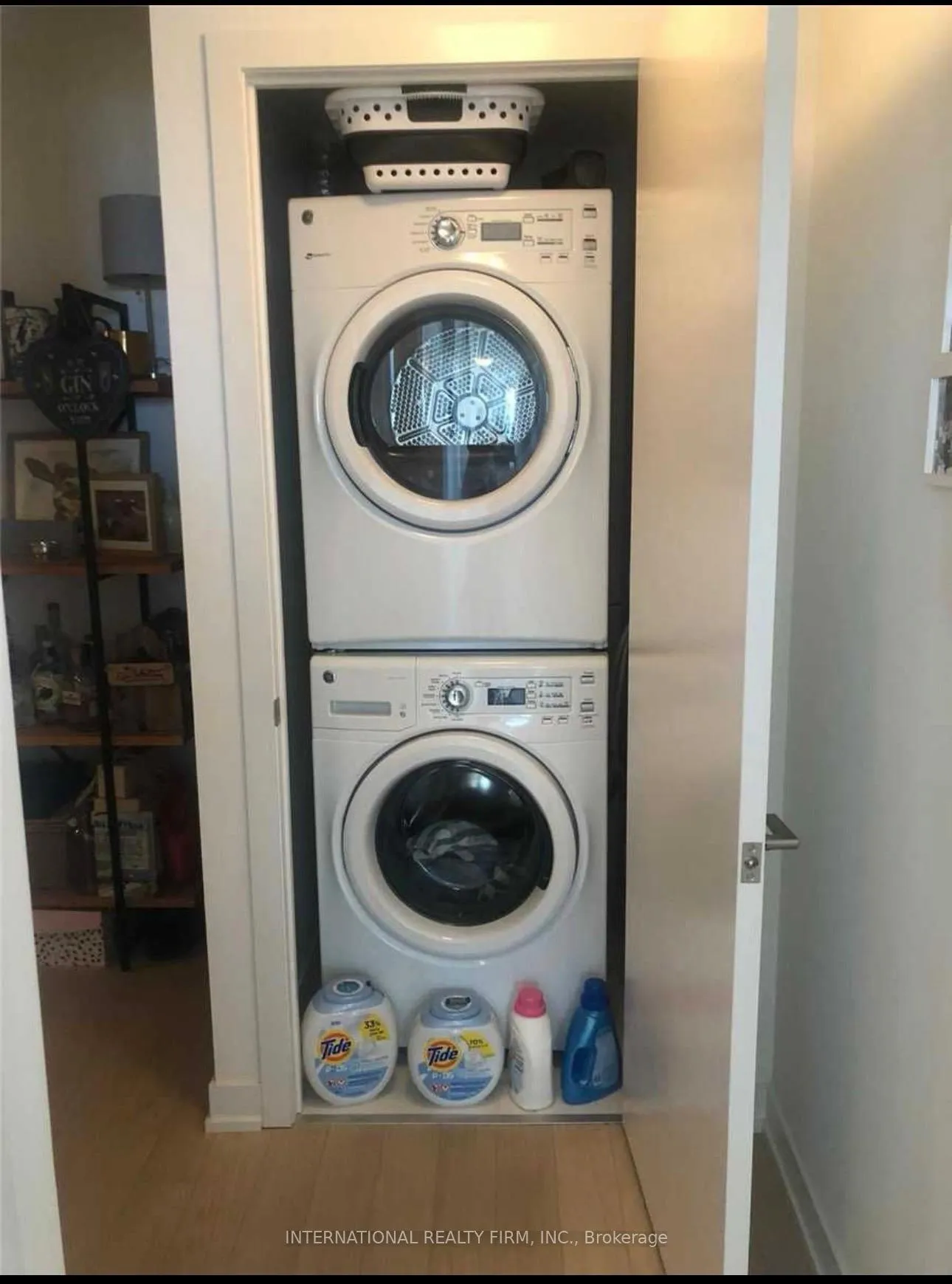 Photo 6 of Unit 1509, 10 Park Lawn Road, Etobicoke, Mimico — HOMEH