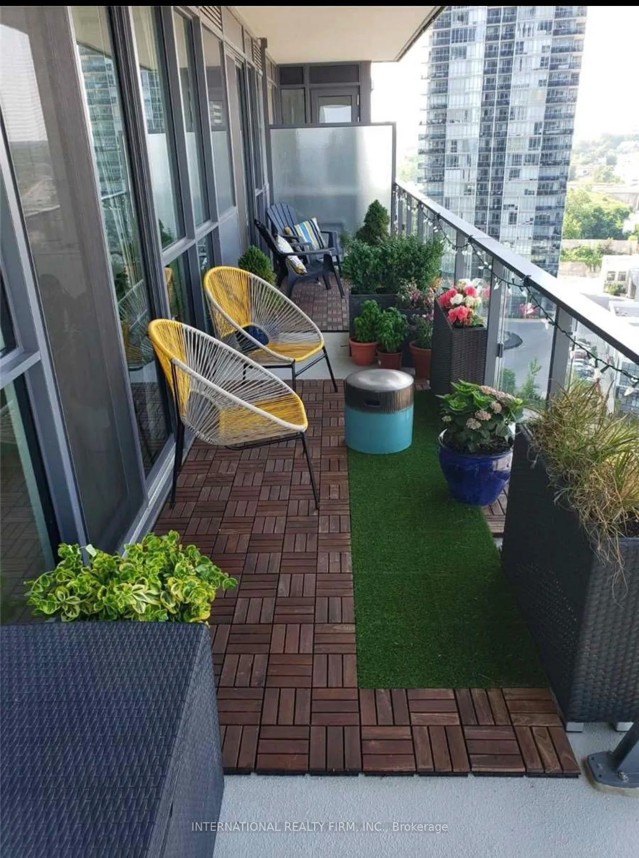 Photo 9 of Unit 1509, 10 Park Lawn Road, Etobicoke, Mimico — HOMEH