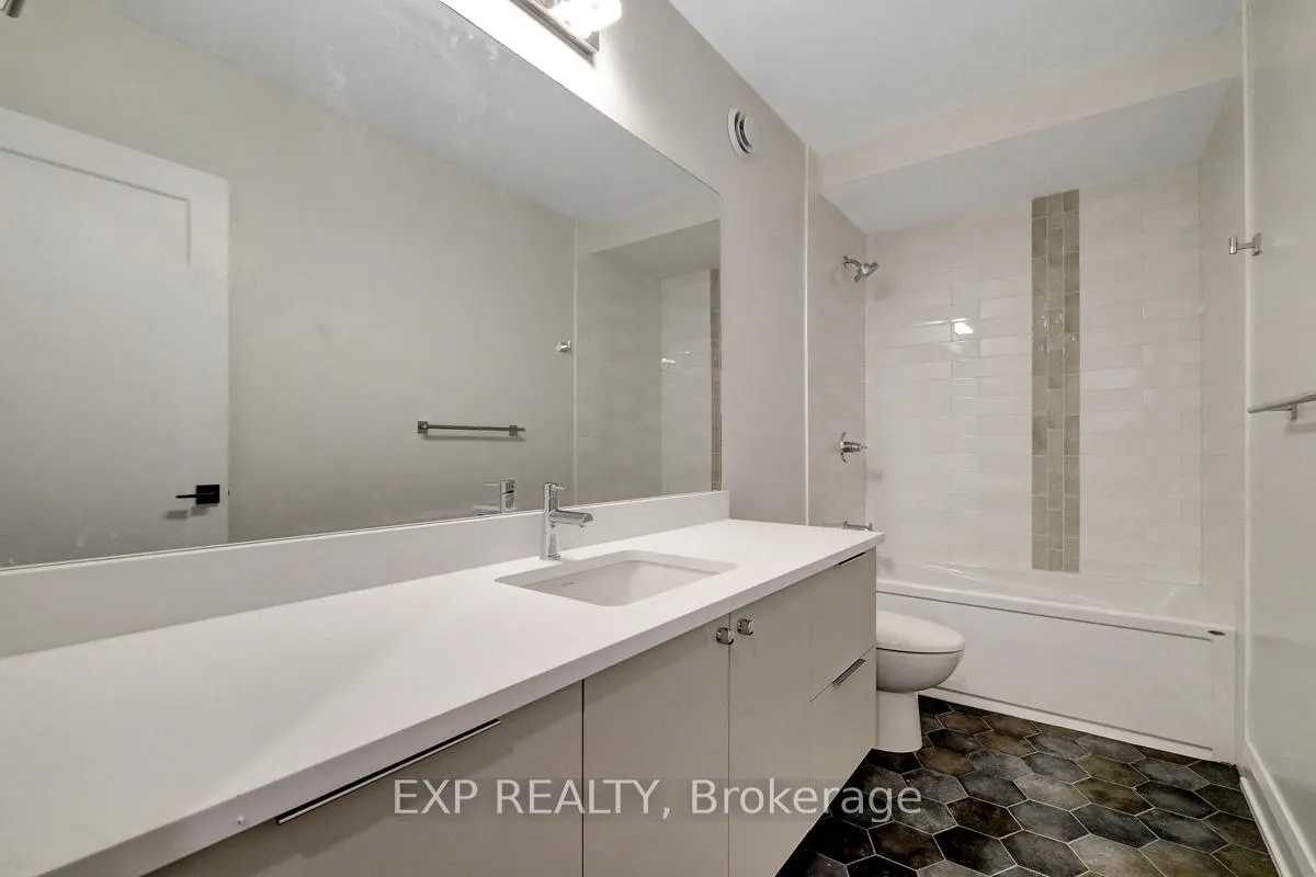 Photo 11 of Unit B, 533 Broadhead Avenue, Ottawa, Westboro/Hampton Park — HOMEH