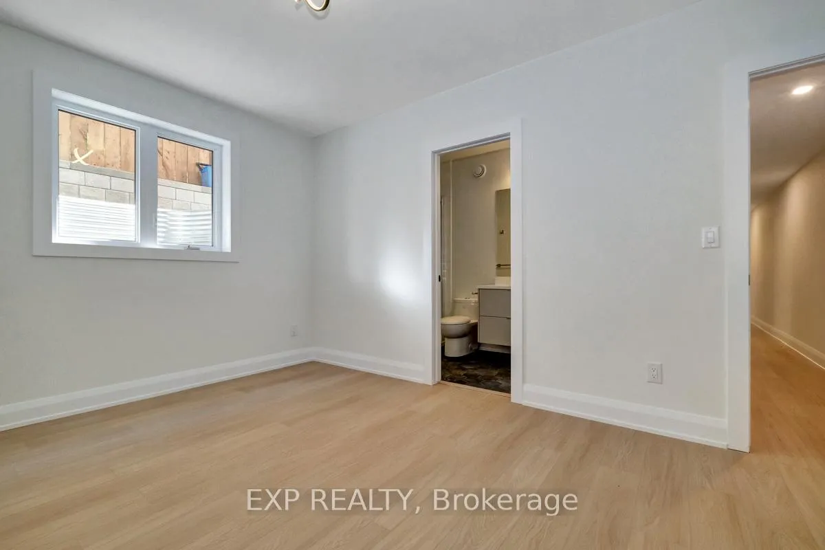 Photo 14 of Unit B, 533 Broadhead Avenue, Ottawa, Westboro/Hampton Park — HOMEH