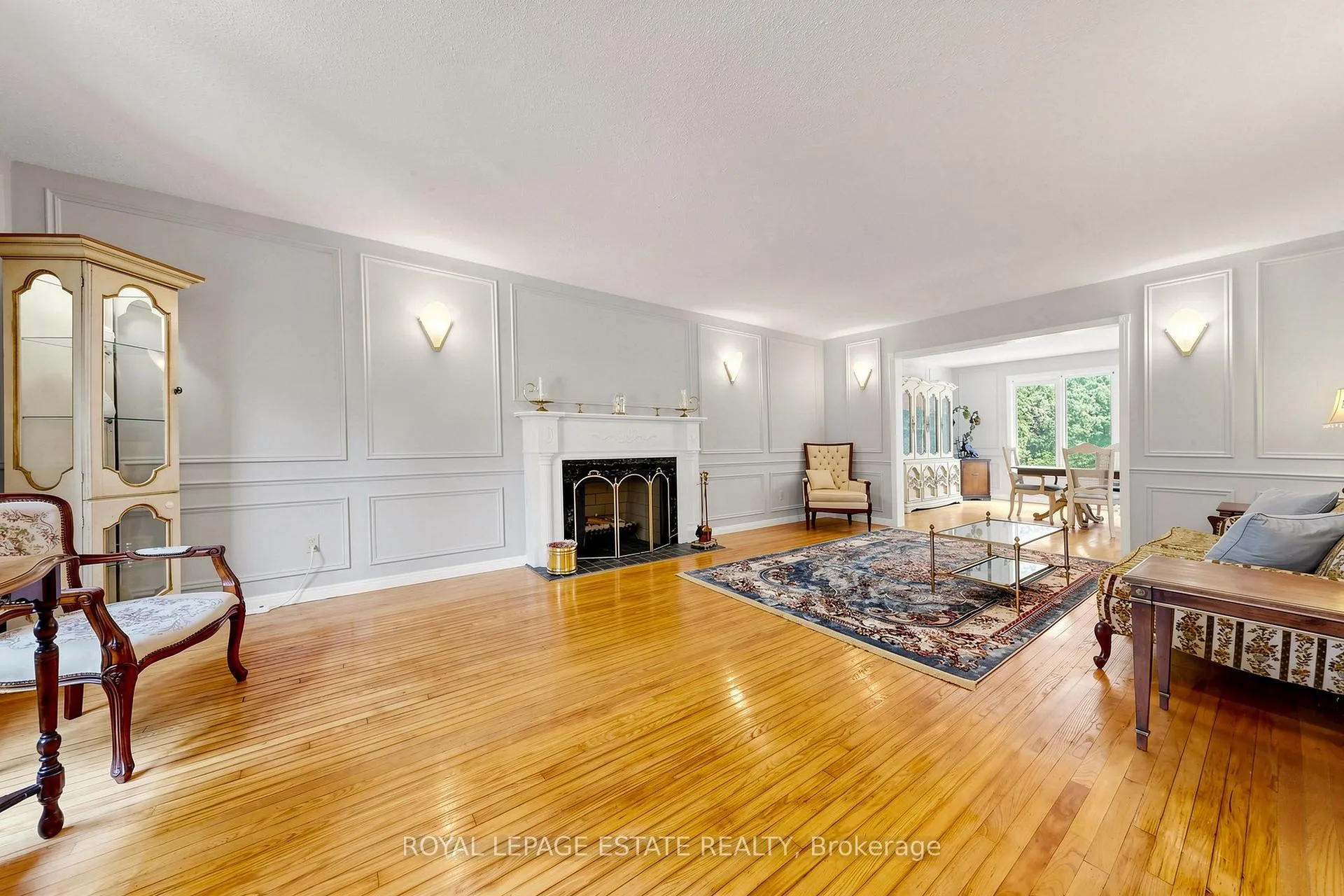 Photo 4 of 64 Hemingway Crescent, Markham, Unionville — HOMEH