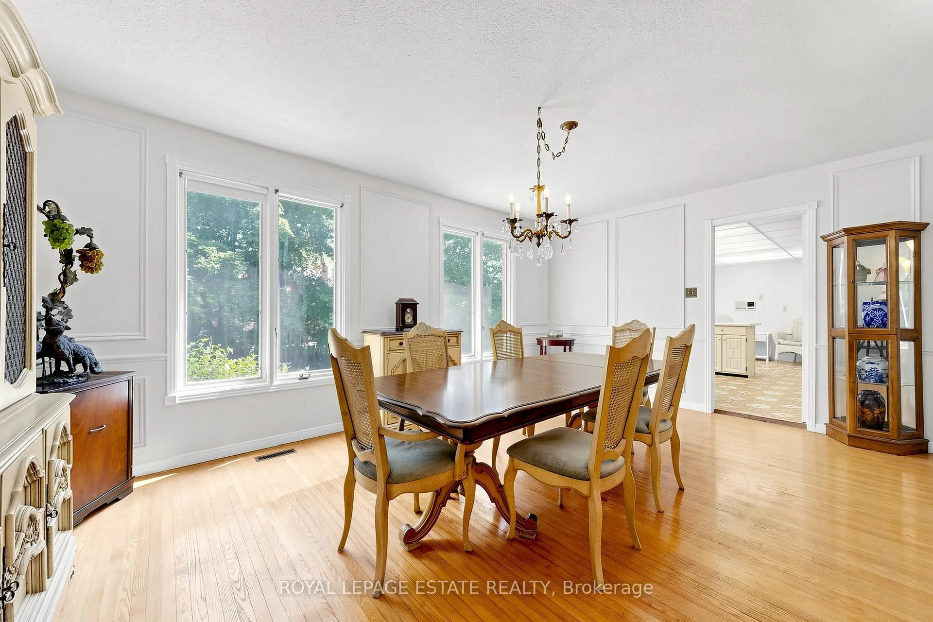 Photo 7 of 64 Hemingway Crescent, Markham, Unionville — HOMEH