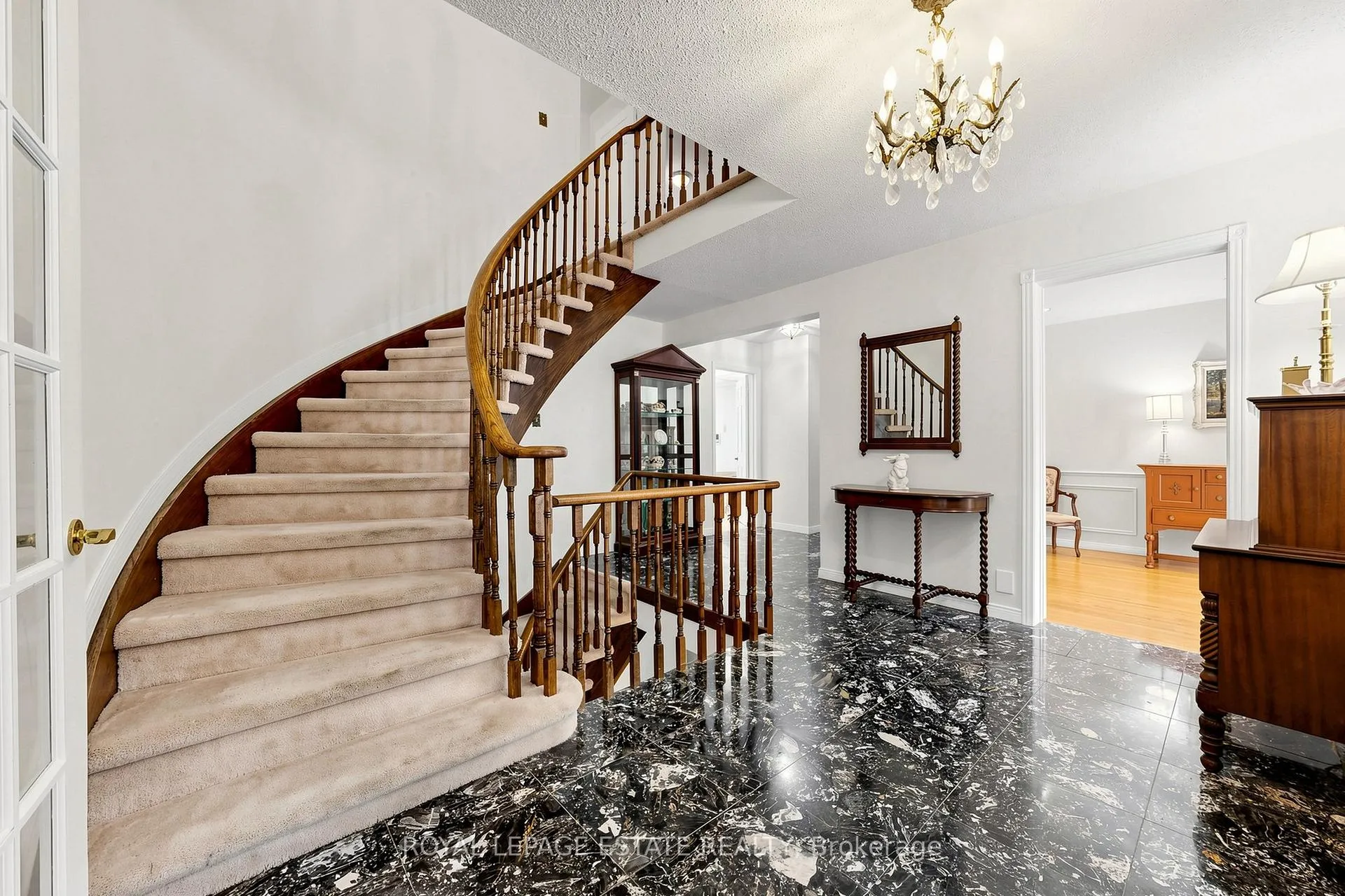 Photo 15 of 64 Hemingway Crescent, Markham, Unionville — HOMEH