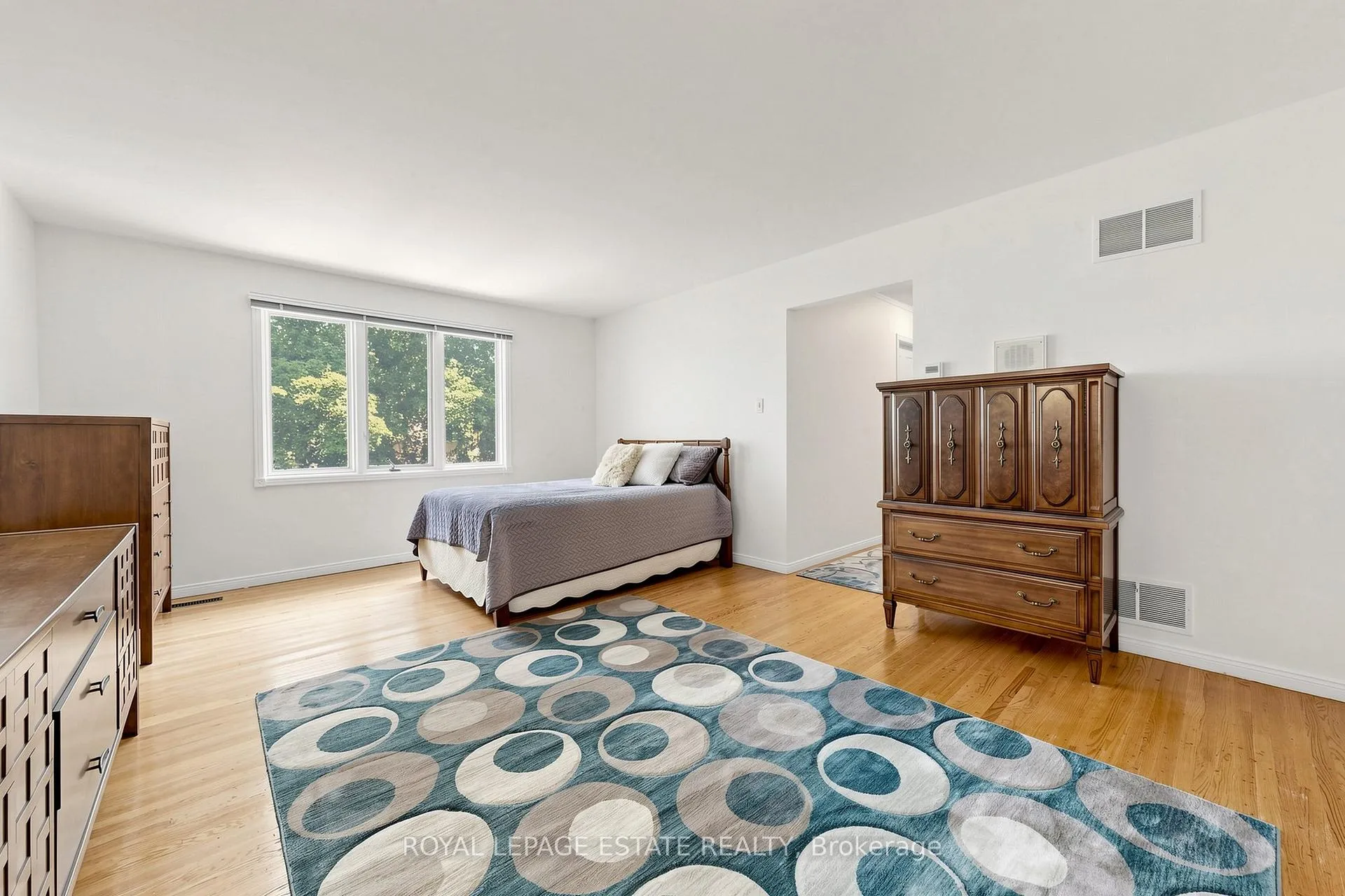 Photo 16 of 64 Hemingway Crescent, Markham, Unionville — HOMEH