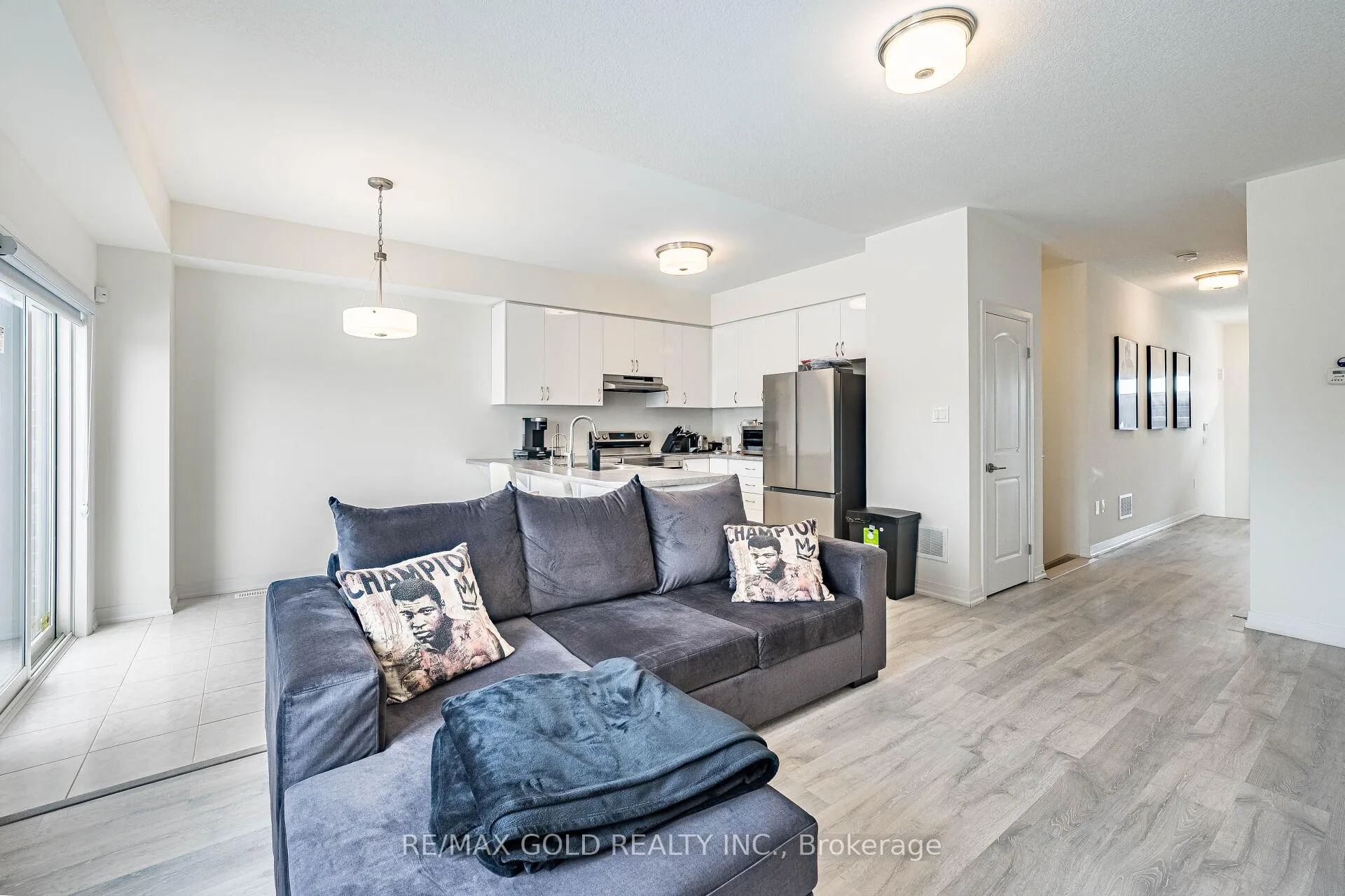 Photo 6 of 37 George Brier Drive, Brant, Paris — HOMEH
