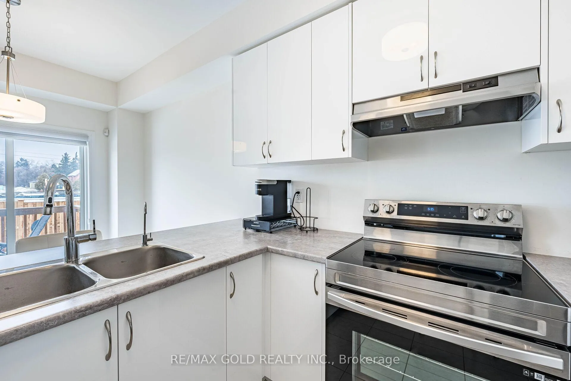 Photo 12 of 37 George Brier Drive, Brant, Paris — HOMEH