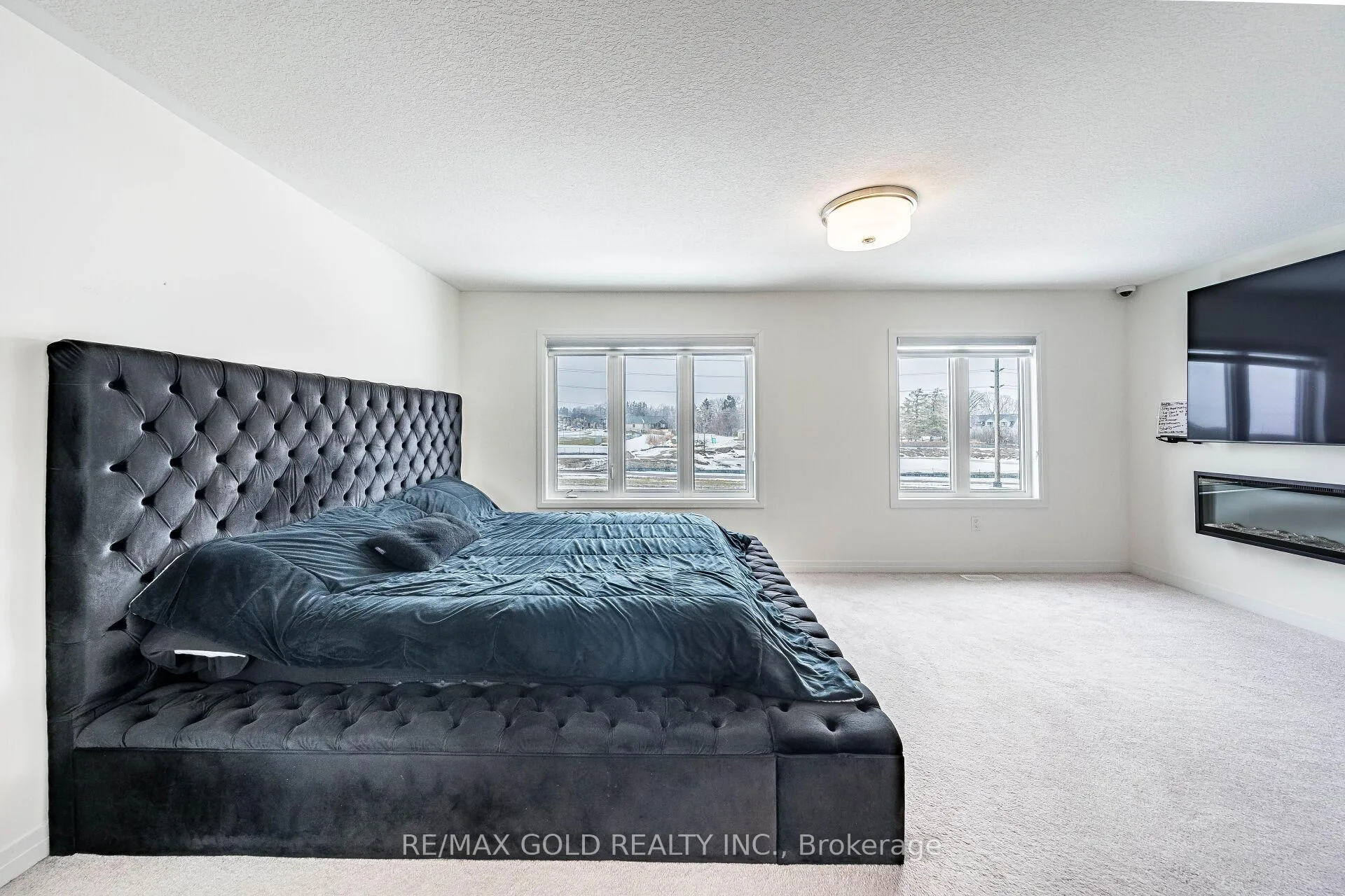 Photo 23 of 37 George Brier Drive, Brant, Paris — HOMEH