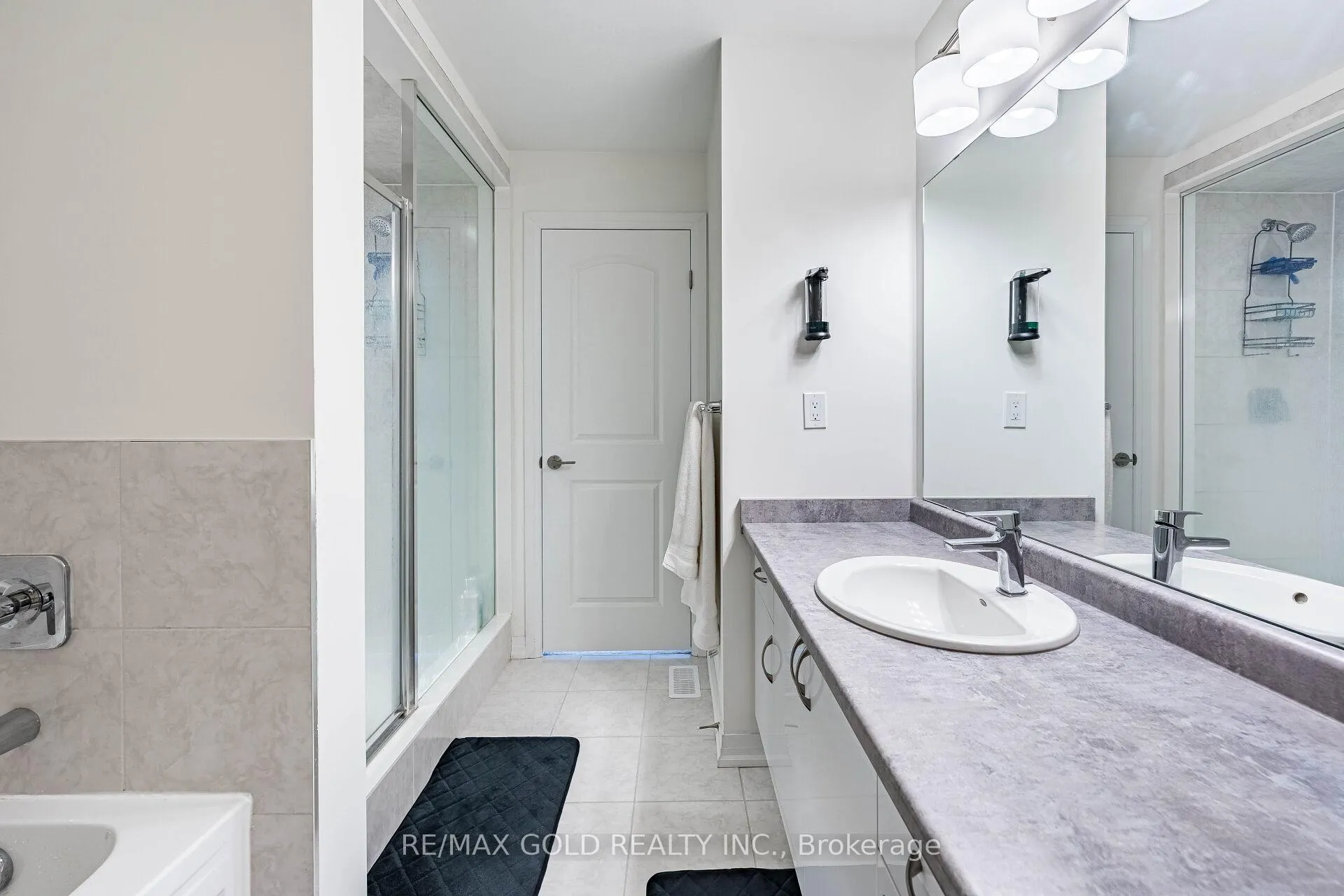 Photo 27 of 37 George Brier Drive, Brant, Paris — HOMEH