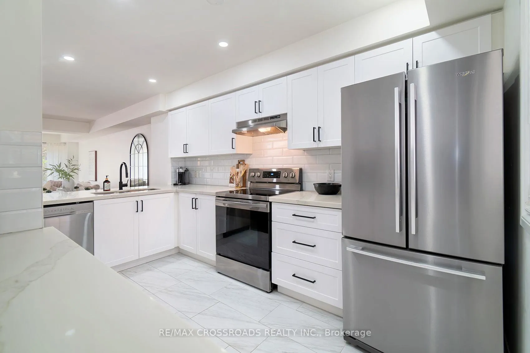 Photo 14 of 35 Torr Lane, Ajax, Central — HOMEH