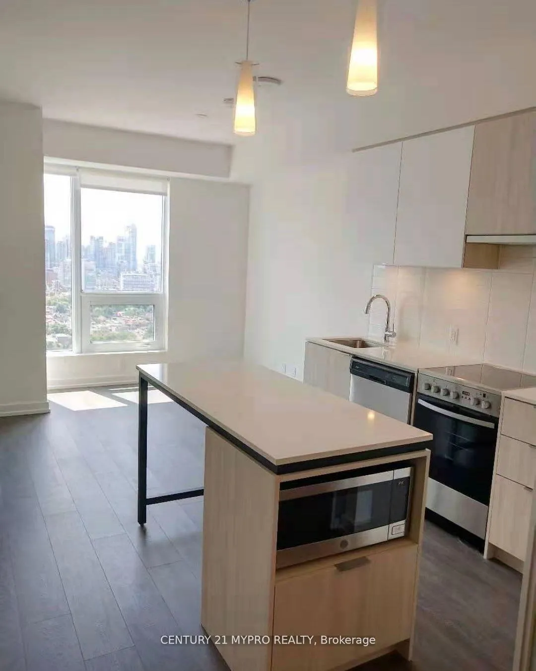 Photo 4 of Unit 2009, 203 College Street, Toronto, Kensington-Chinatown — HOMEH