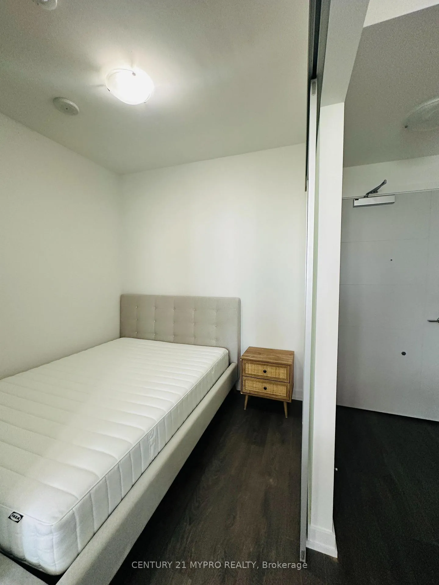Photo 11 of Unit 2009, 203 College Street, Toronto, Kensington-Chinatown — HOMEH