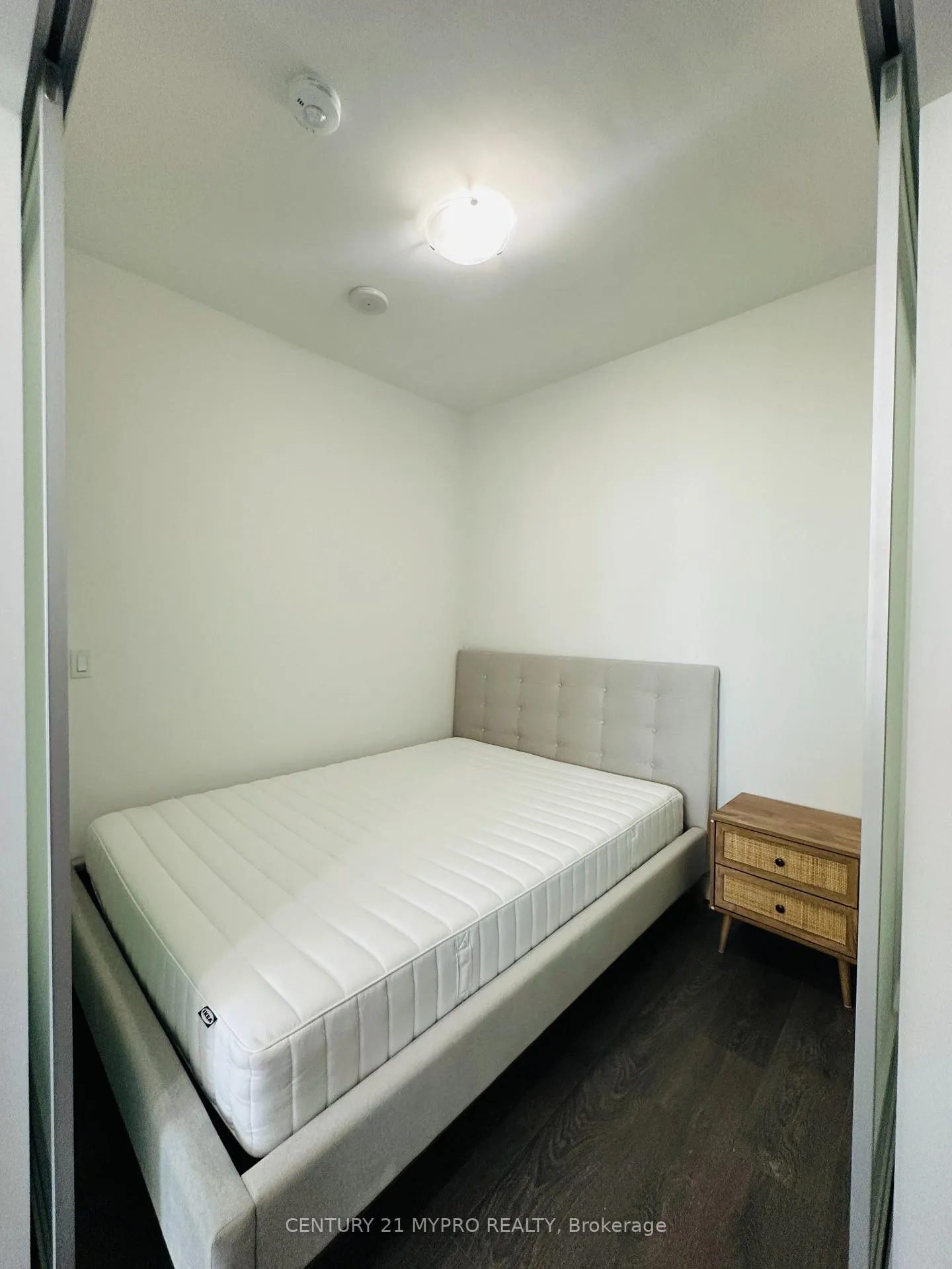Photo 12 of Unit 2009, 203 College Street, Toronto, Kensington-Chinatown — HOMEH