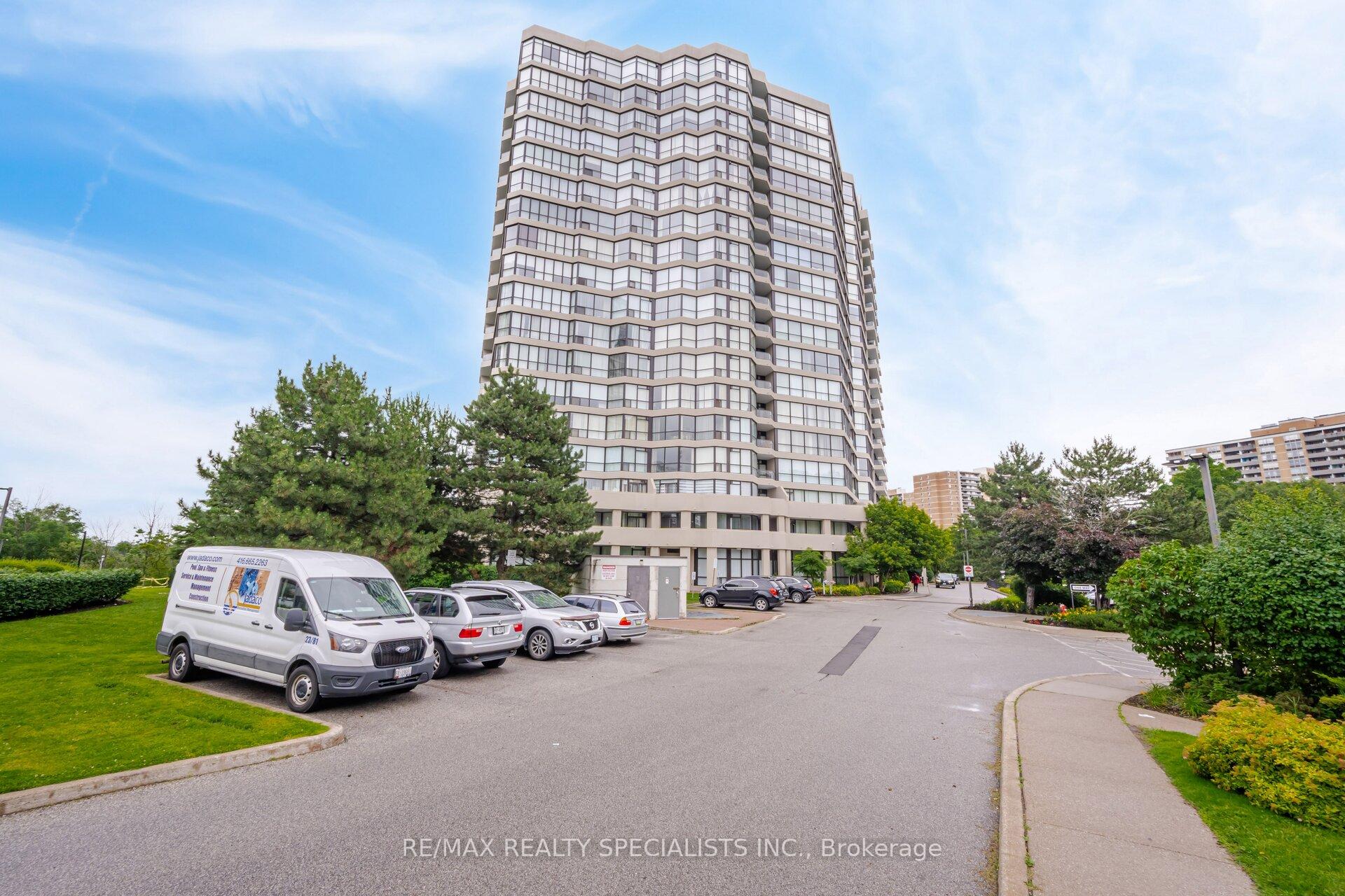 Photo 2 of Unit 805, 5 Rowntree Road N, Etobicoke, Mount Olive-Silverstone-Jamestown — HOMEH