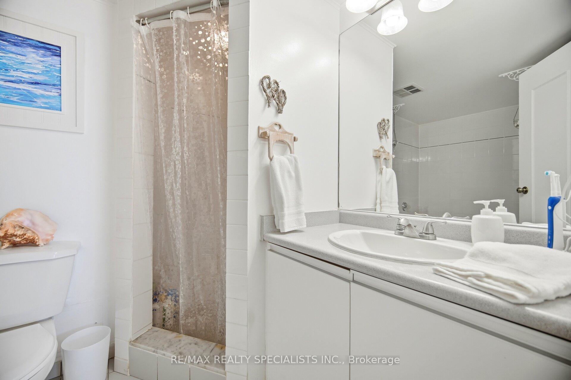 Photo 27 of Unit 805, 5 Rowntree Road N, Etobicoke, Mount Olive-Silverstone-Jamestown — HOMEH