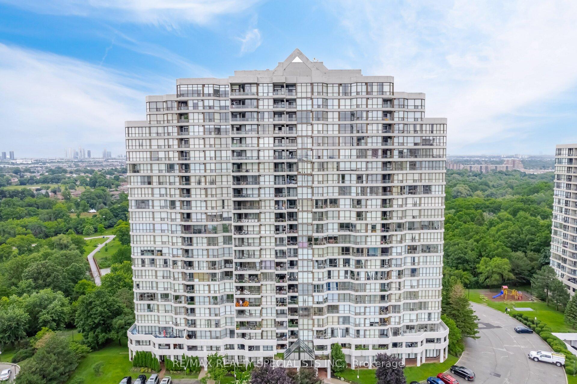 Photo 49 of Unit 805, 5 Rowntree Road N, Etobicoke, Mount Olive-Silverstone-Jamestown — HOMEH