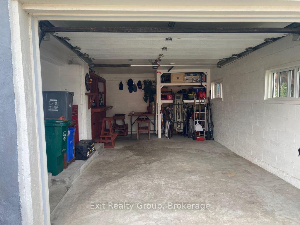 Photo 14 of 404 Bleecker Avenue, Belleville, Belleville Ward — HOMEH