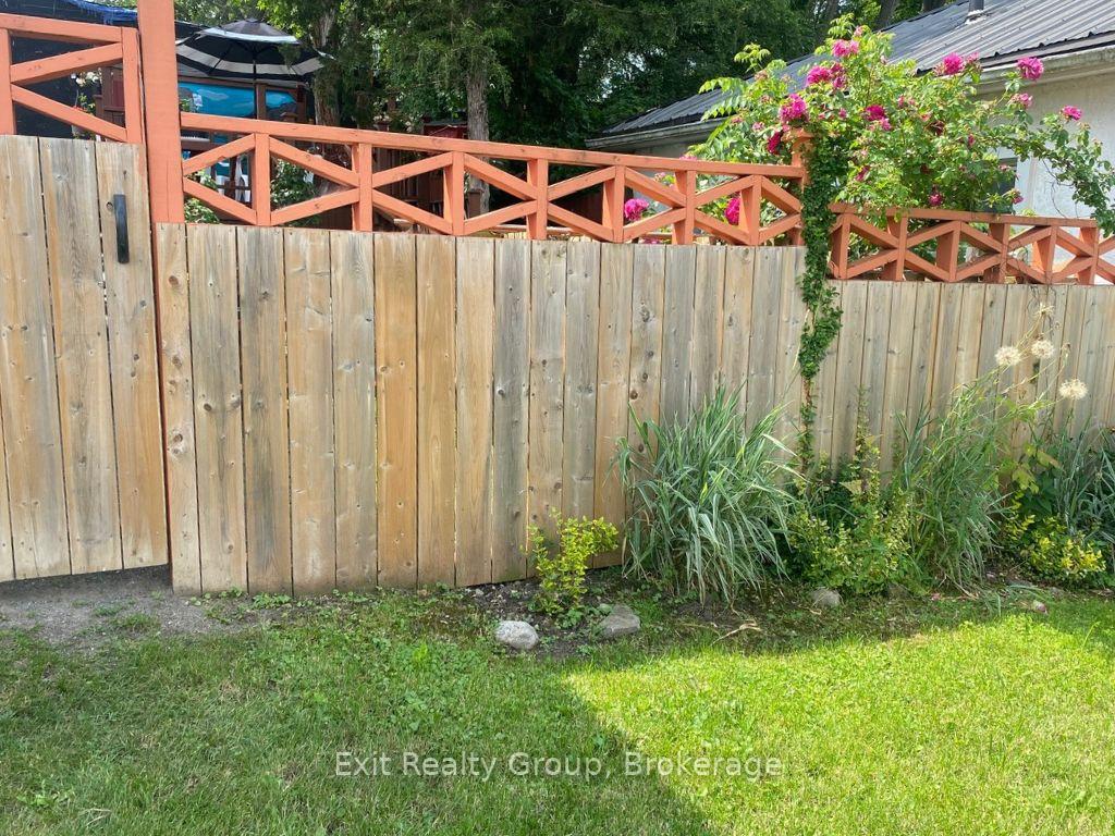 Photo 16 of 404 Bleecker Avenue, Belleville, Belleville Ward — HOMEH