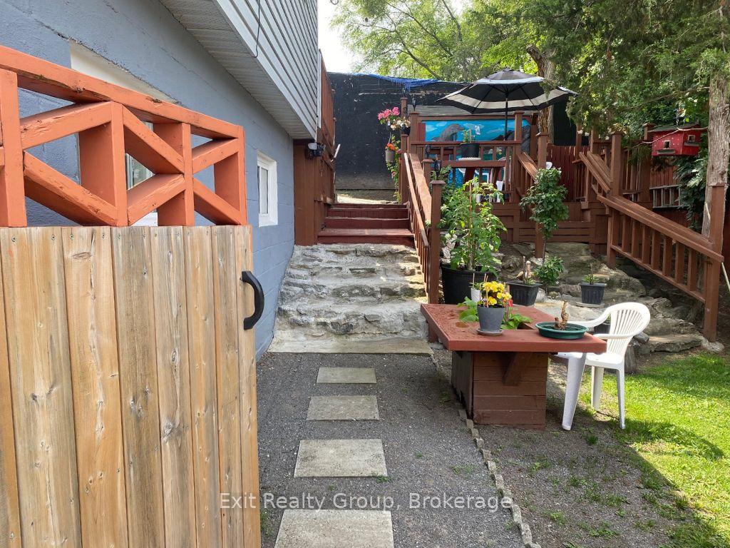 Photo 17 of 404 Bleecker Avenue, Belleville, Belleville Ward — HOMEH
