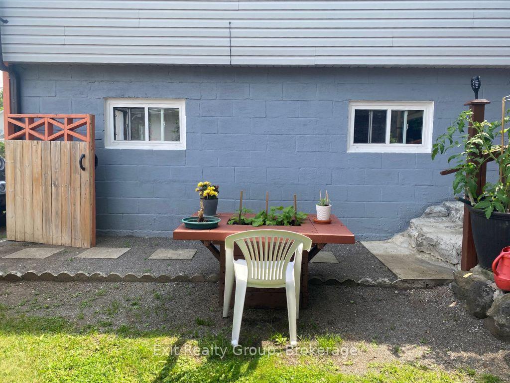 Photo 22 of 404 Bleecker Avenue, Belleville, Belleville Ward — HOMEH