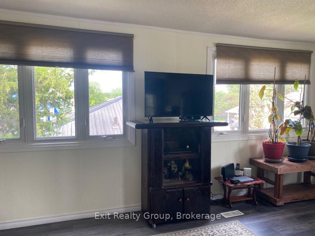 Photo 27 of 404 Bleecker Avenue, Belleville, Belleville Ward — HOMEH