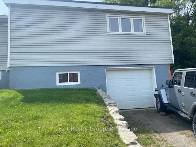 Photo 6 of 404 Bleecker Avenue, Belleville, Belleville Ward — HOMEH