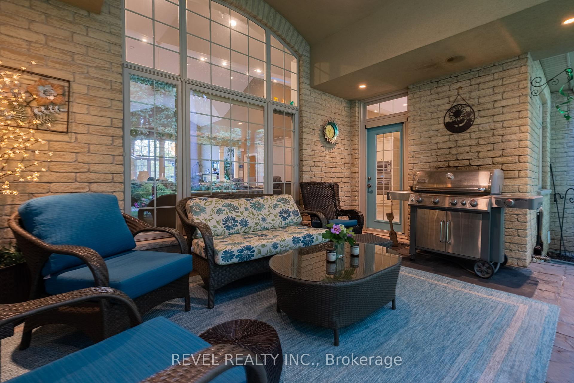 Photo 31 of 15 Mansfield Drive, Pelham, Fenwick — HOMEH