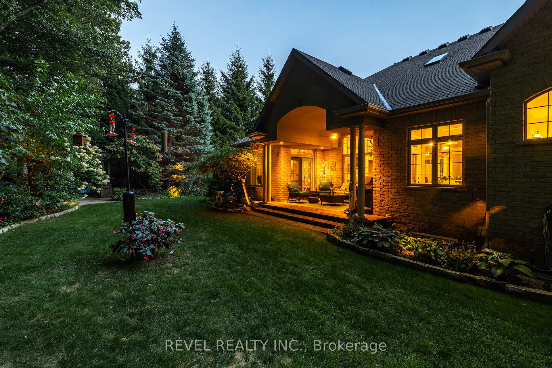 Photo 35 of 15 Mansfield Drive, Pelham, Fenwick — HOMEH