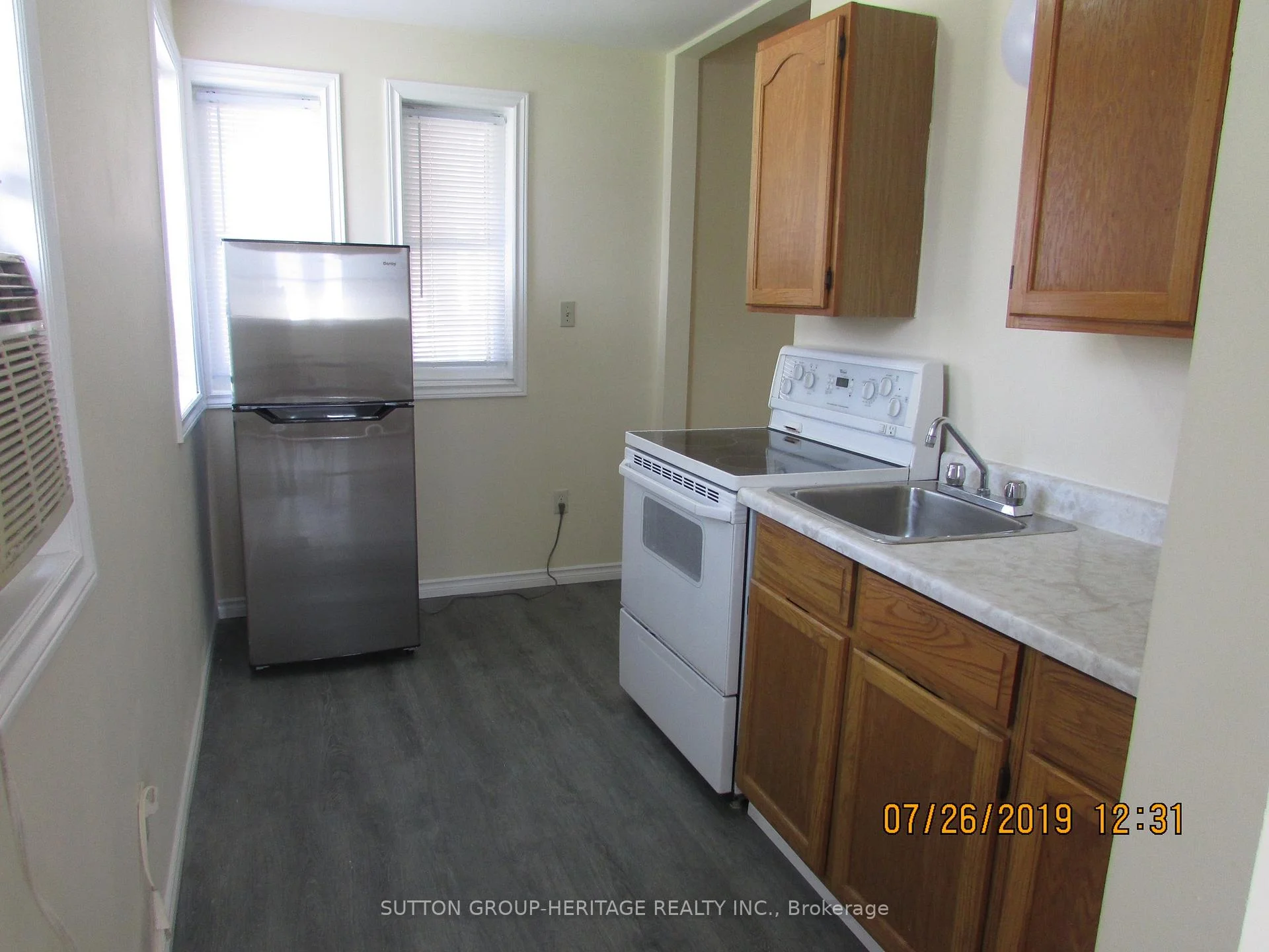 Photo 9 of 1076 King Street E, Oshawa, Eastdale — HOMEH