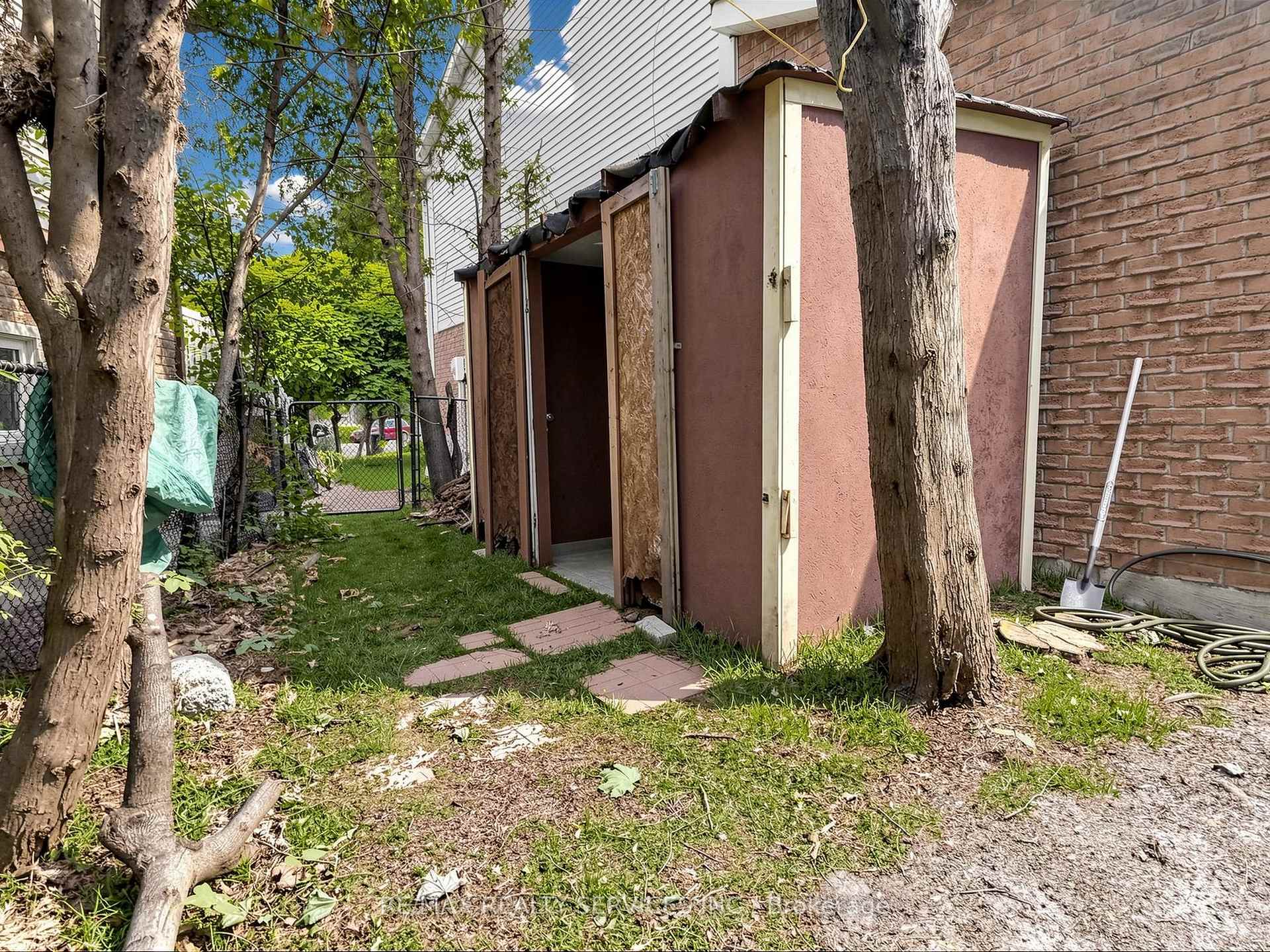 Photo 49 of 30 Mcgillivary Crescent, Brampton, Central Park — HOMEH