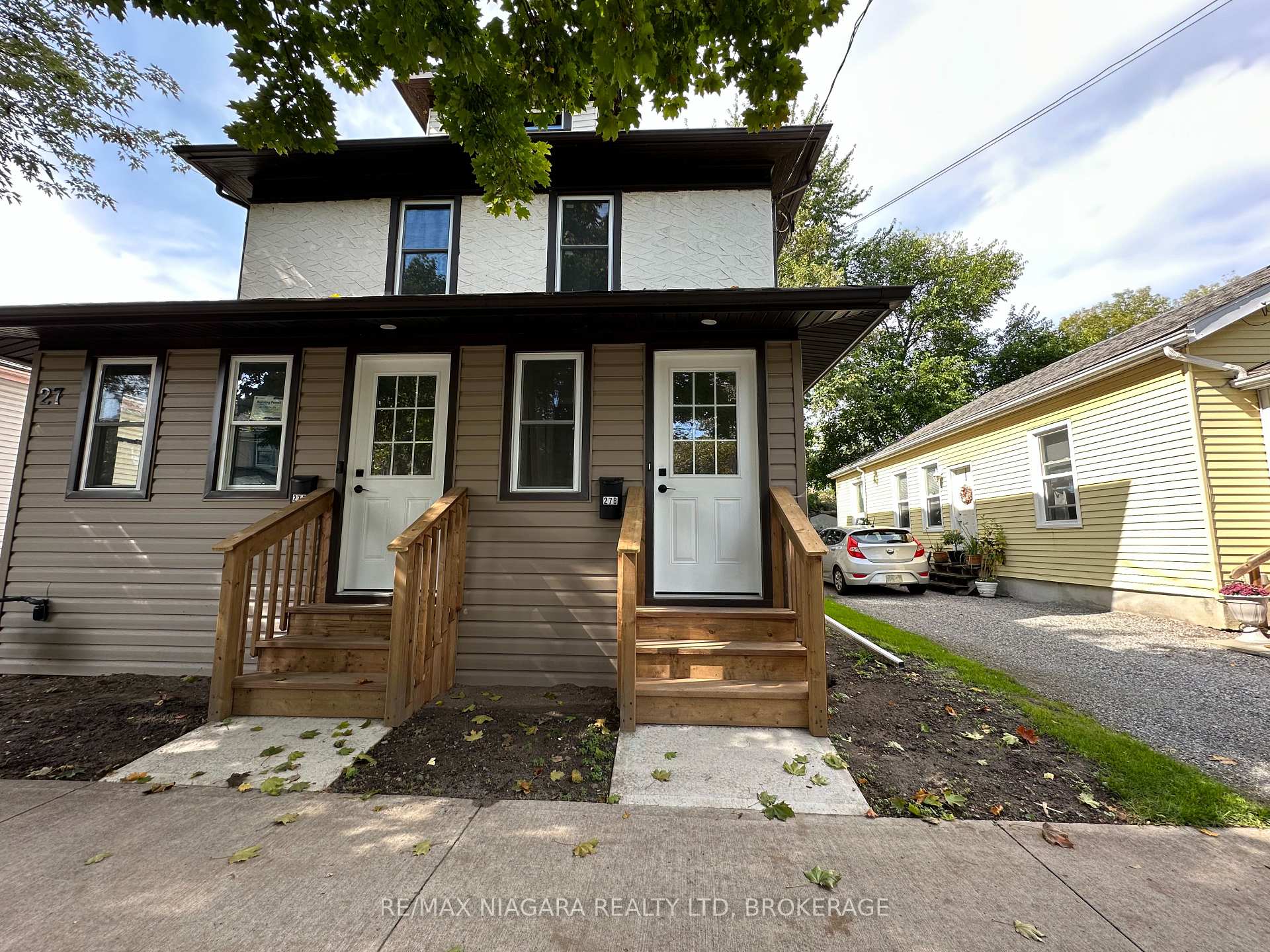 Photo 1 of Unit unit B, 27 Water Street, St. Catharines, Downtown — HOMEH