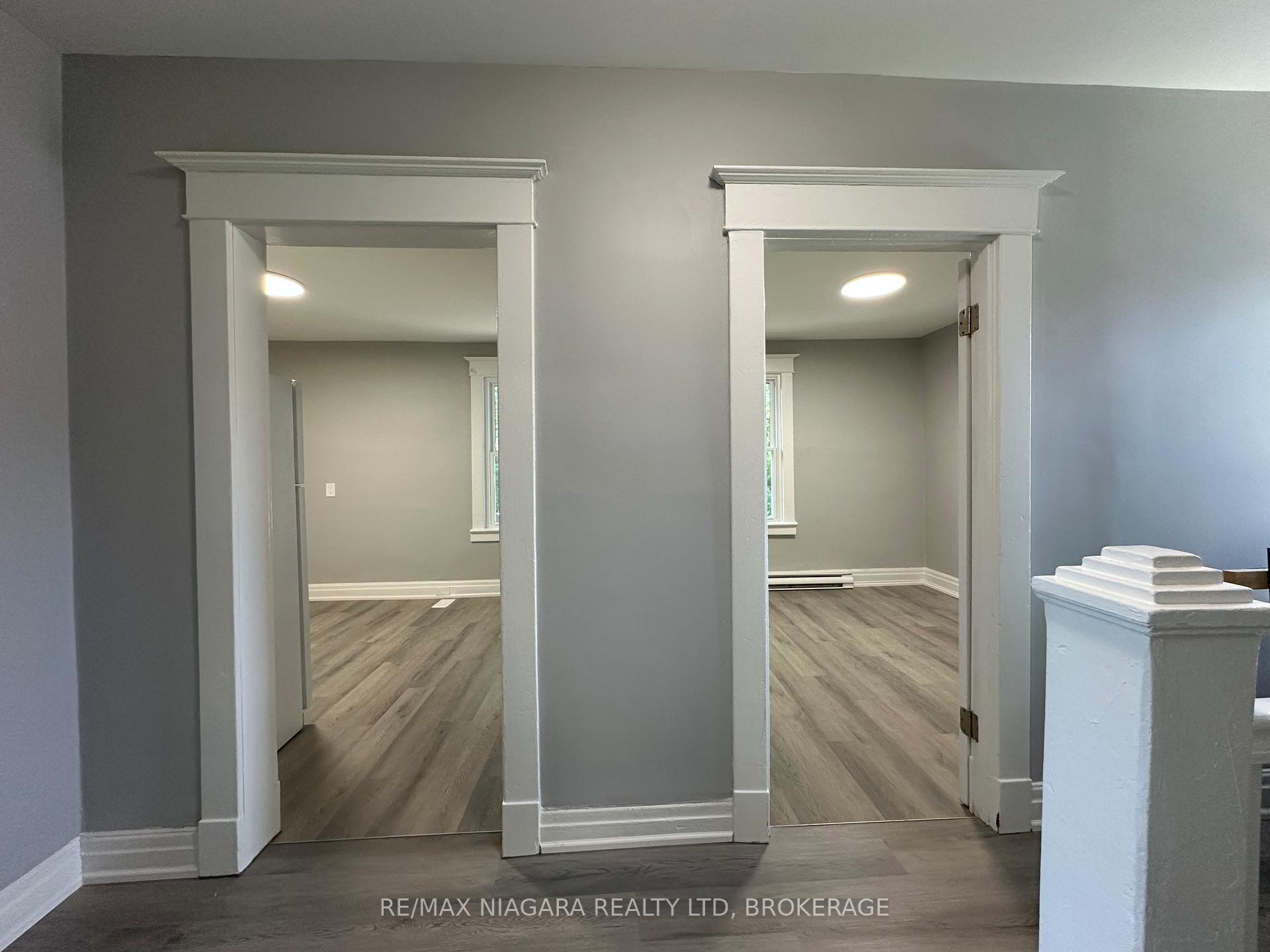 Photo 9 of Unit unit B, 27 Water Street, St. Catharines, Downtown — HOMEH