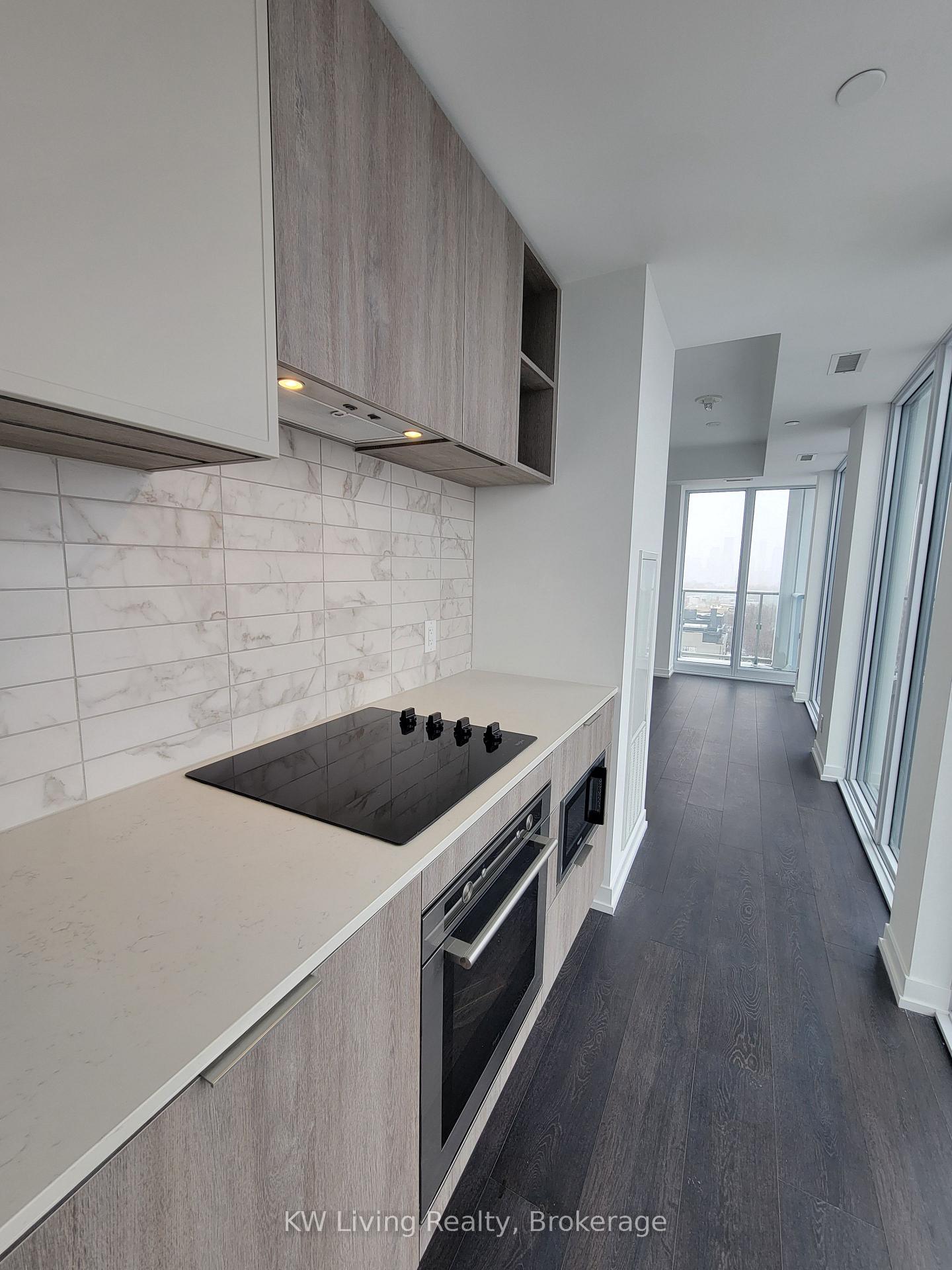 Photo 4 of Unit 1920, 2020 Bathurst Street, Toronto, Humewood-Cedarvale — HOMEH