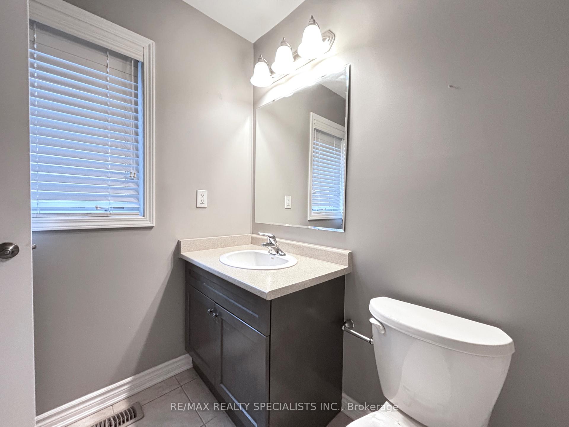 Photo 13 of 227 Spring Creek Drive, Hamilton, Waterdown — HOMEH