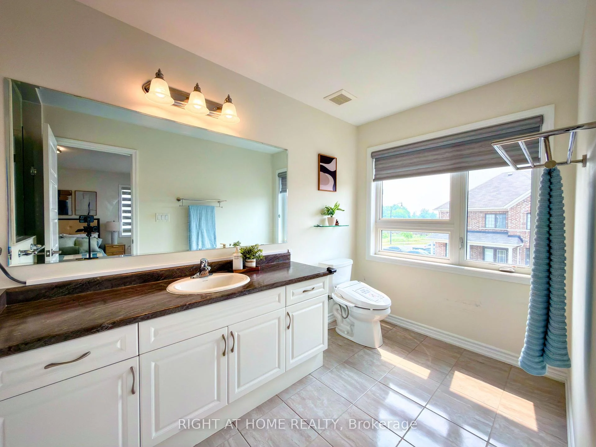 Photo 30 of 30 Boothill Drive, Brampton, Northwest Brampton — HOMEH