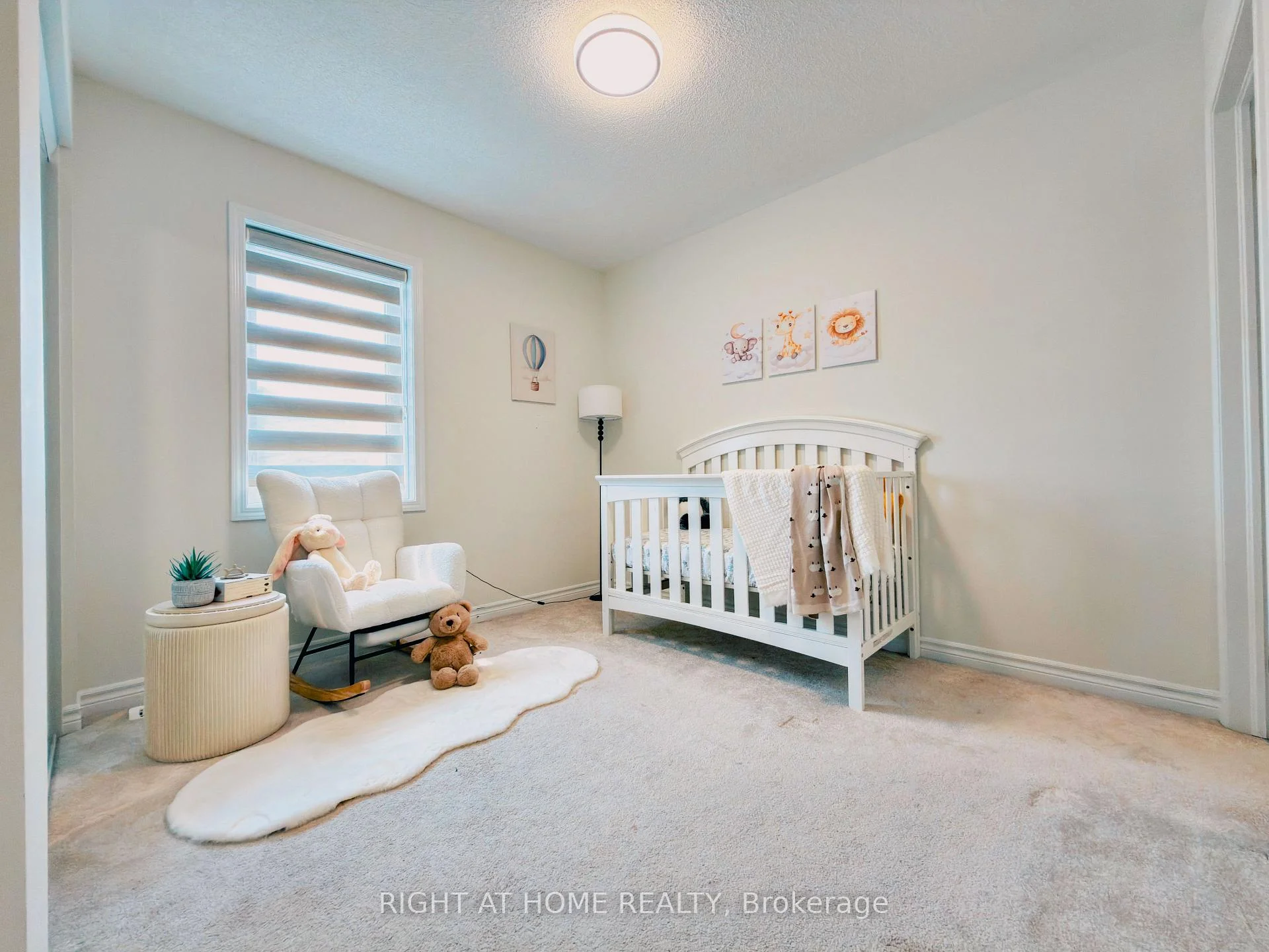 Photo 34 of 30 Boothill Drive, Brampton, Northwest Brampton — HOMEH