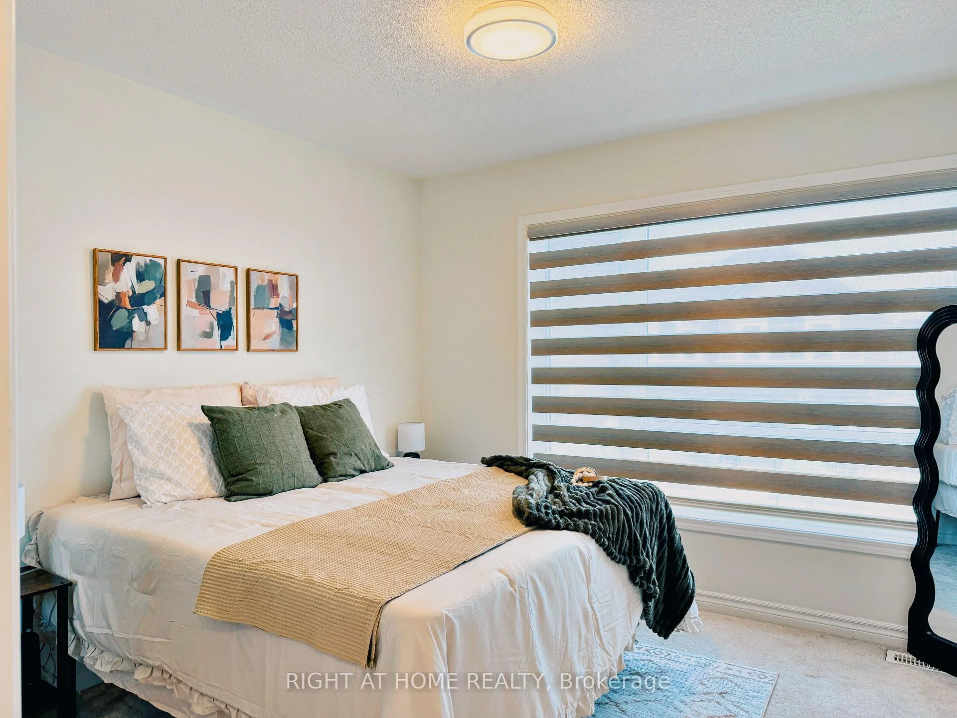 Photo 42 of 30 Boothill Drive, Brampton, Northwest Brampton — HOMEH