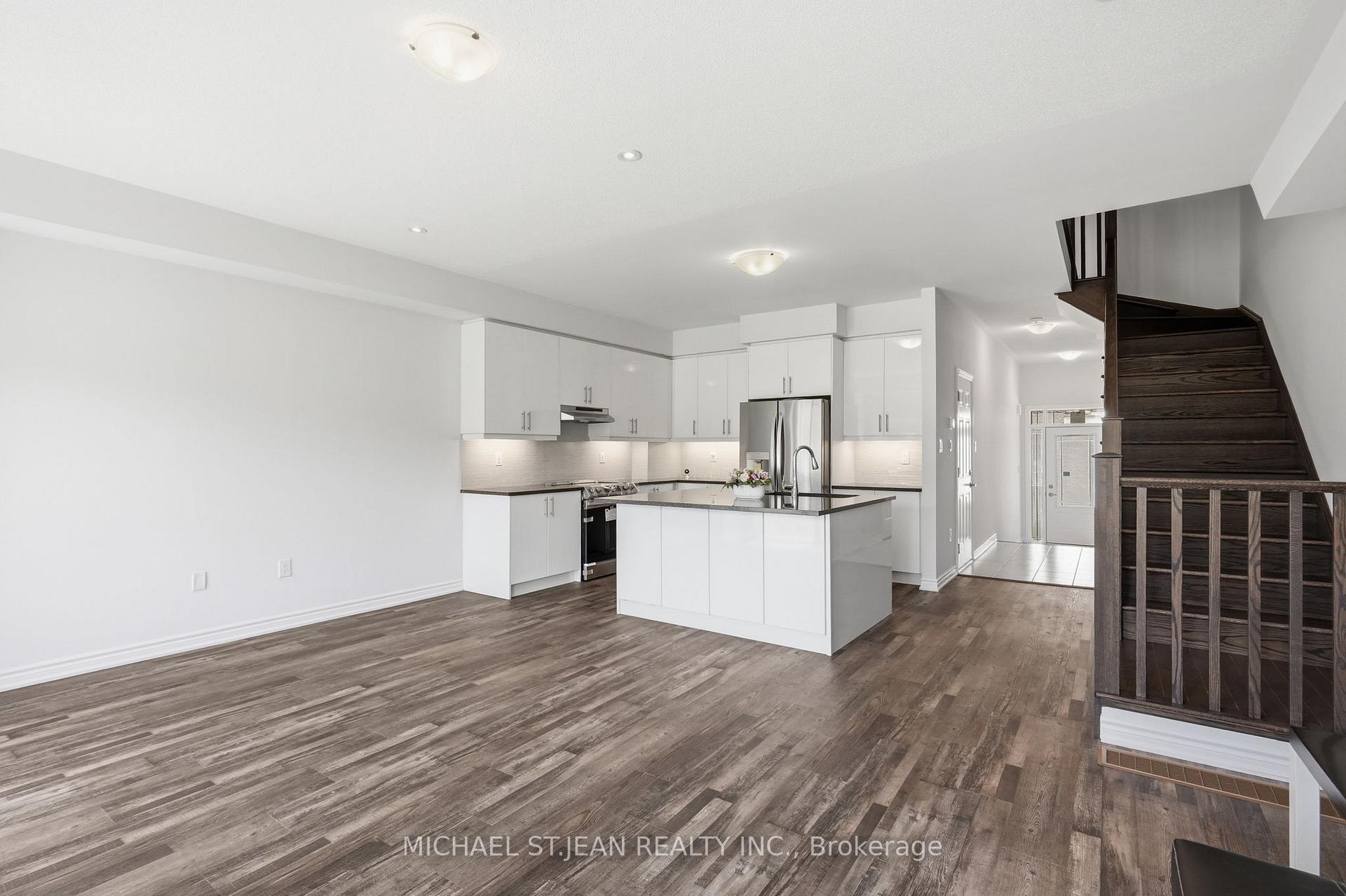 Photo 15 of 33 Admiral Road, Welland, Hwy 406/Welland — HOMEH
