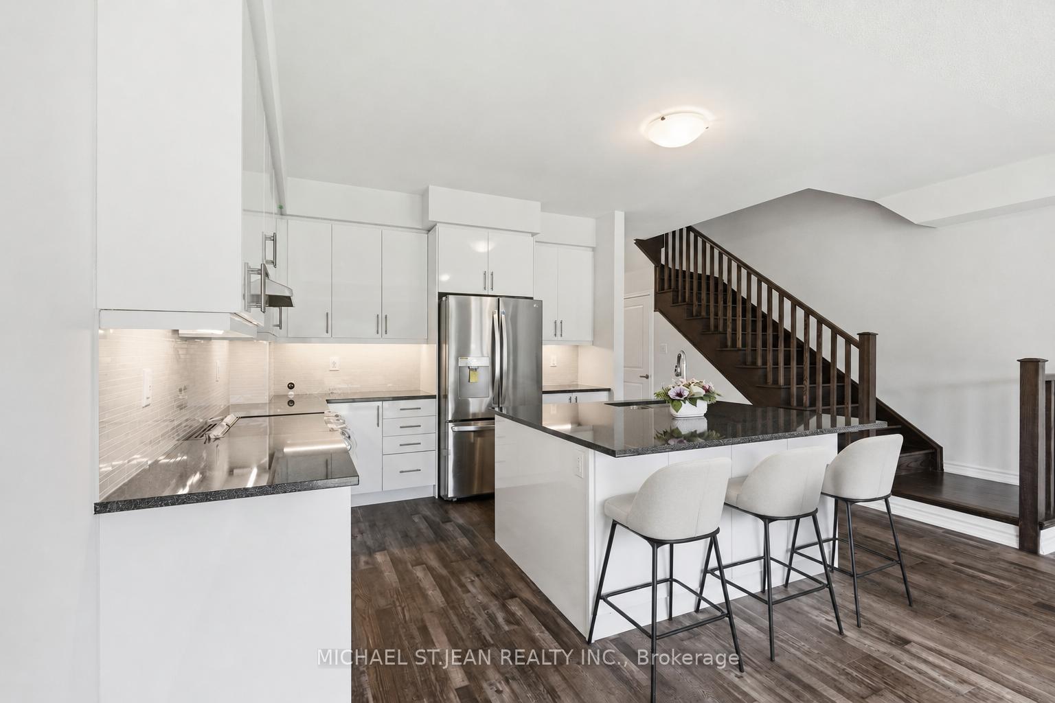 Photo 19 of 33 Admiral Road, Welland, Hwy 406/Welland — HOMEH