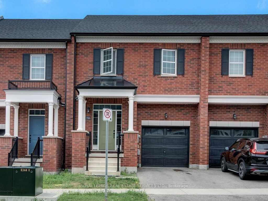 Photo 1 of 786 Banks Crescent, Milton, Willmott — HOMEH