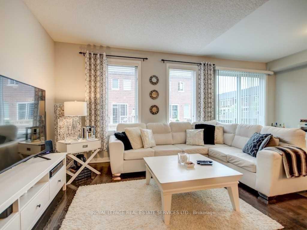 Photo 7 of 786 Banks Crescent, Milton, Willmott — HOMEH